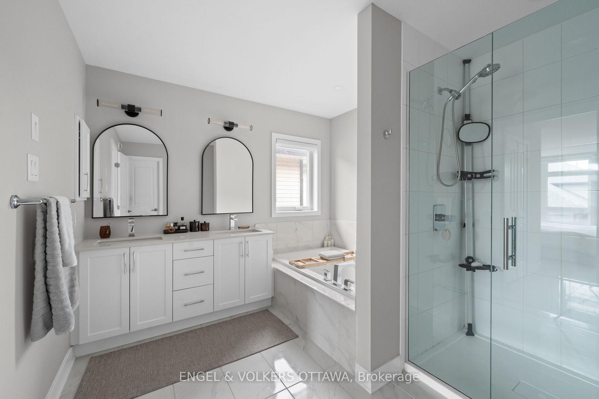 Photo 28 of 351 Shuttleworth Drive, Ottawa, Leitrim — HOMEH