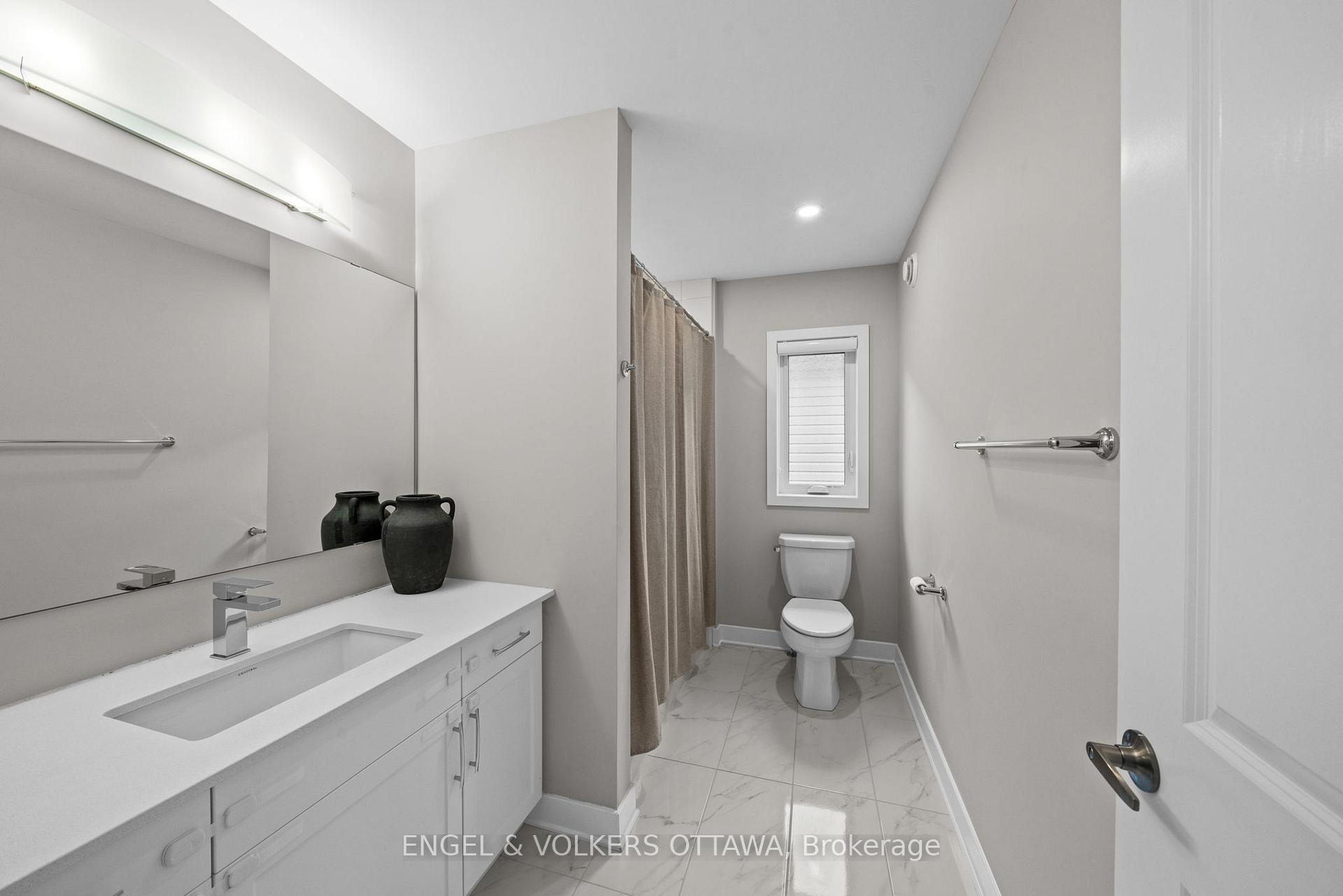 Photo 35 of 351 Shuttleworth Drive, Ottawa, Leitrim — HOMEH