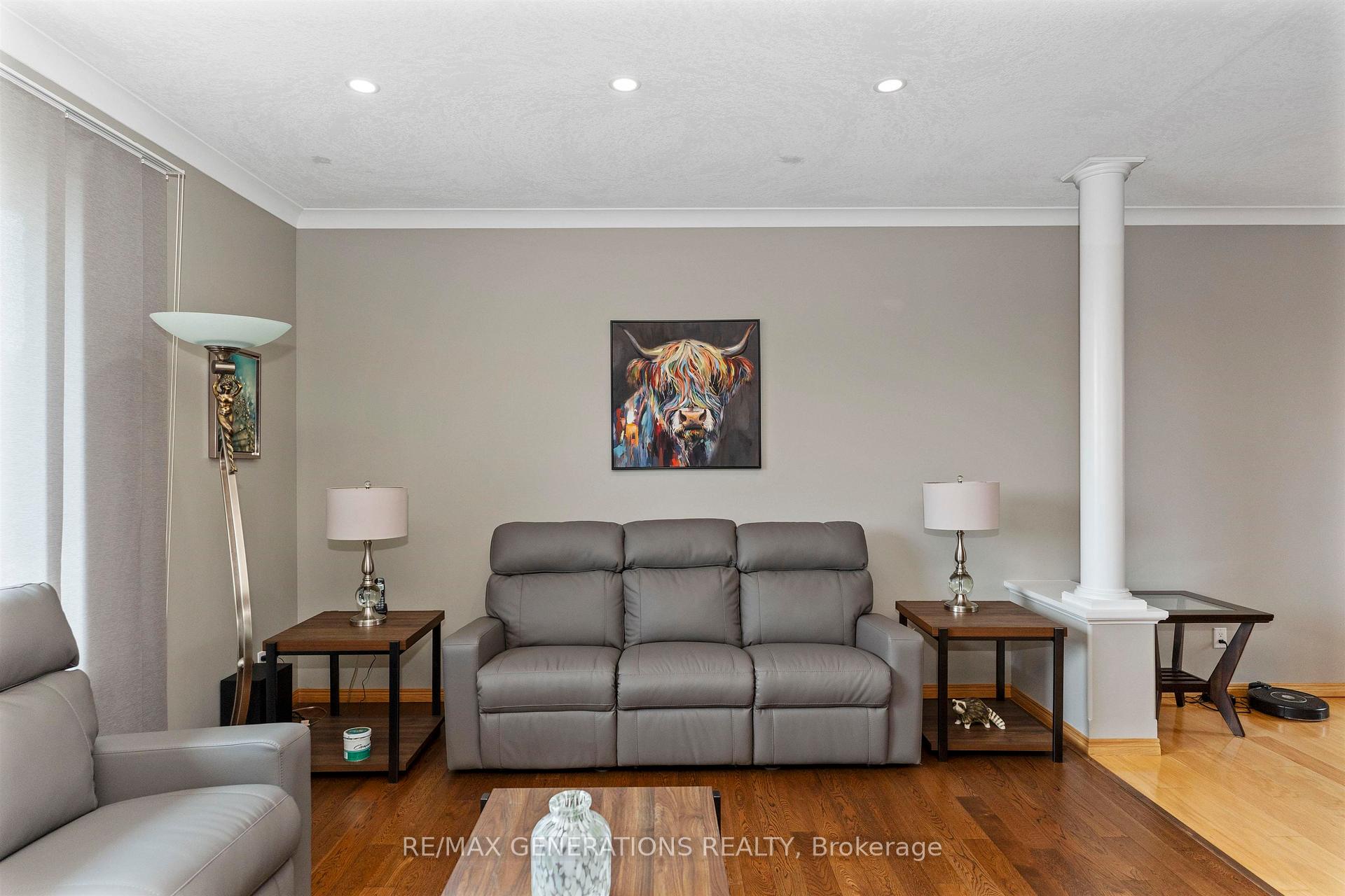 Photo 6 of 316 Fairbrooke Crescent, Thunder Bay, River Terrace — HOMEH