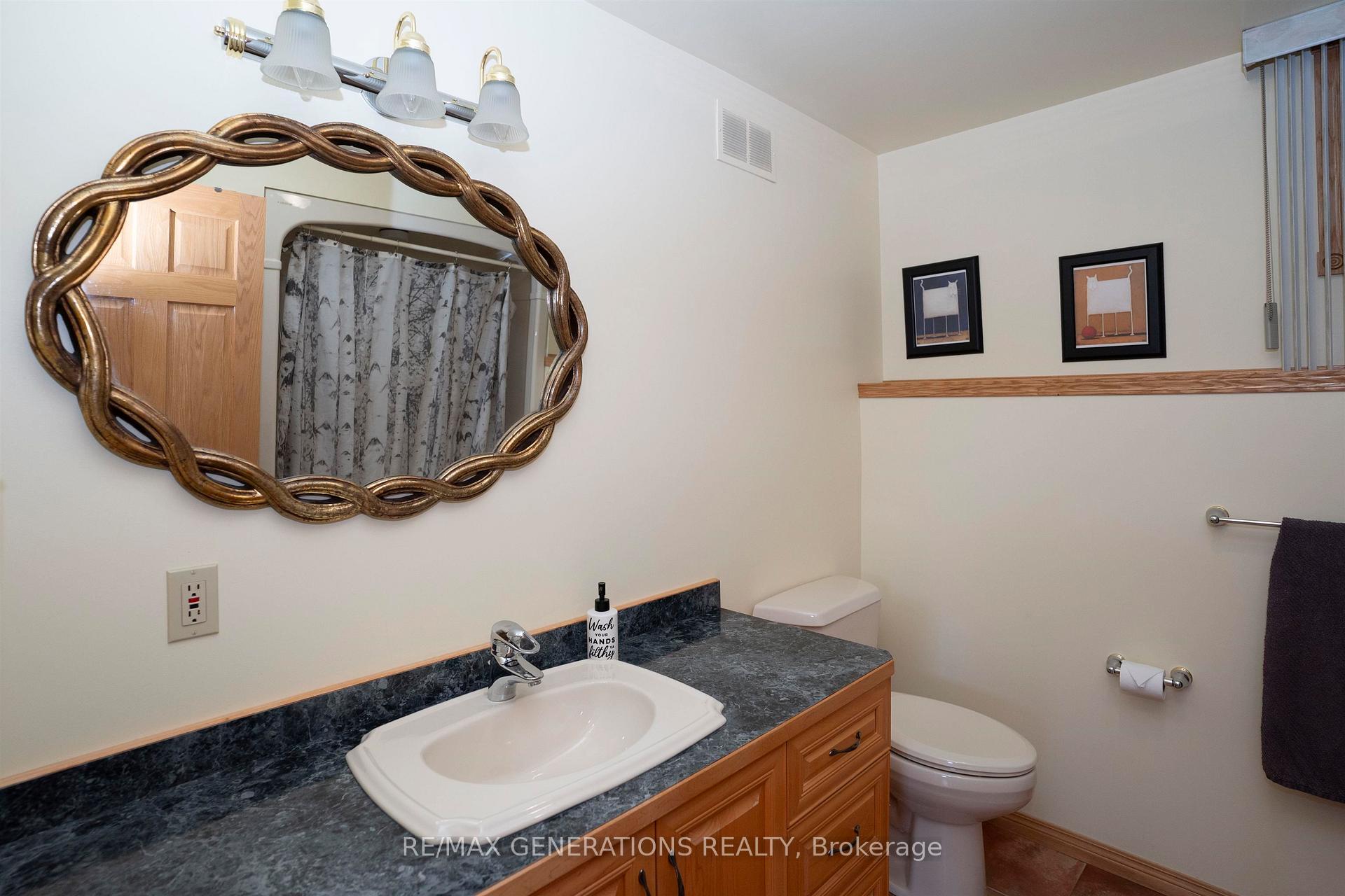 Photo 33 of 316 Fairbrooke Crescent, Thunder Bay, River Terrace — HOMEH