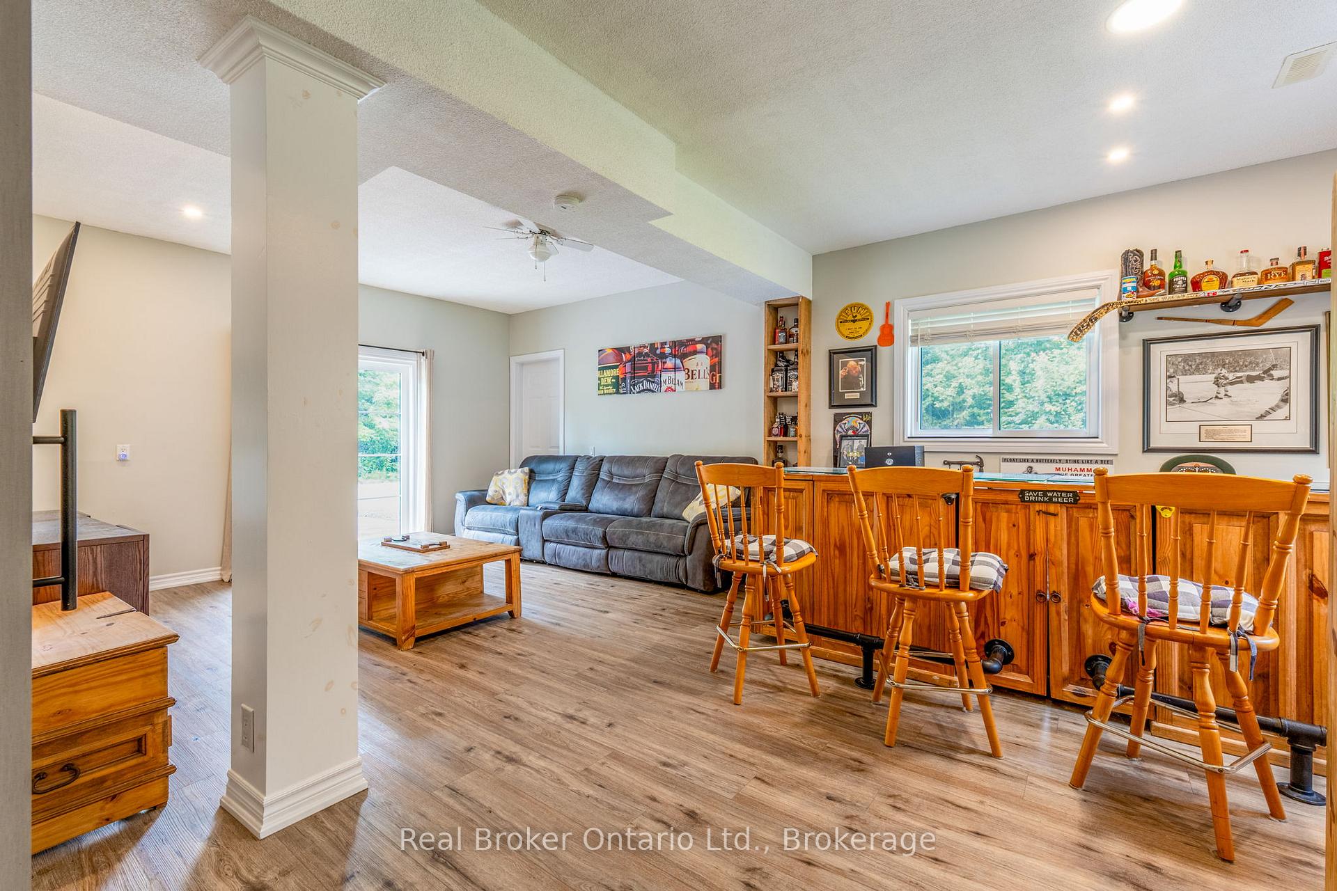 Photo 8 of 1819 Old Second Road S, Springwater, Rural Springwater — HOMEH