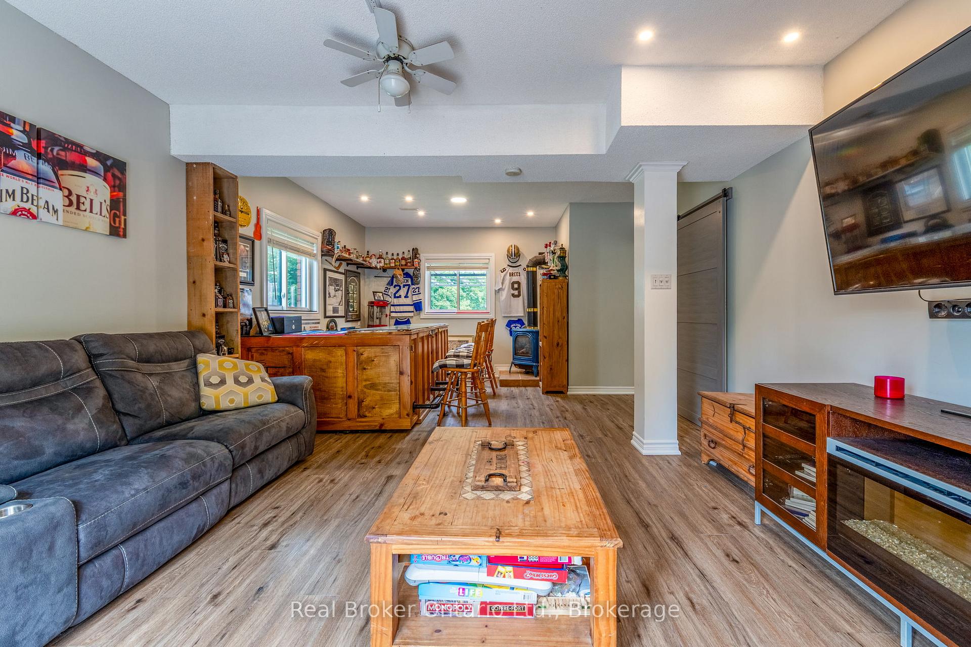 Photo 10 of 1819 Old Second Road S, Springwater, Rural Springwater — HOMEH