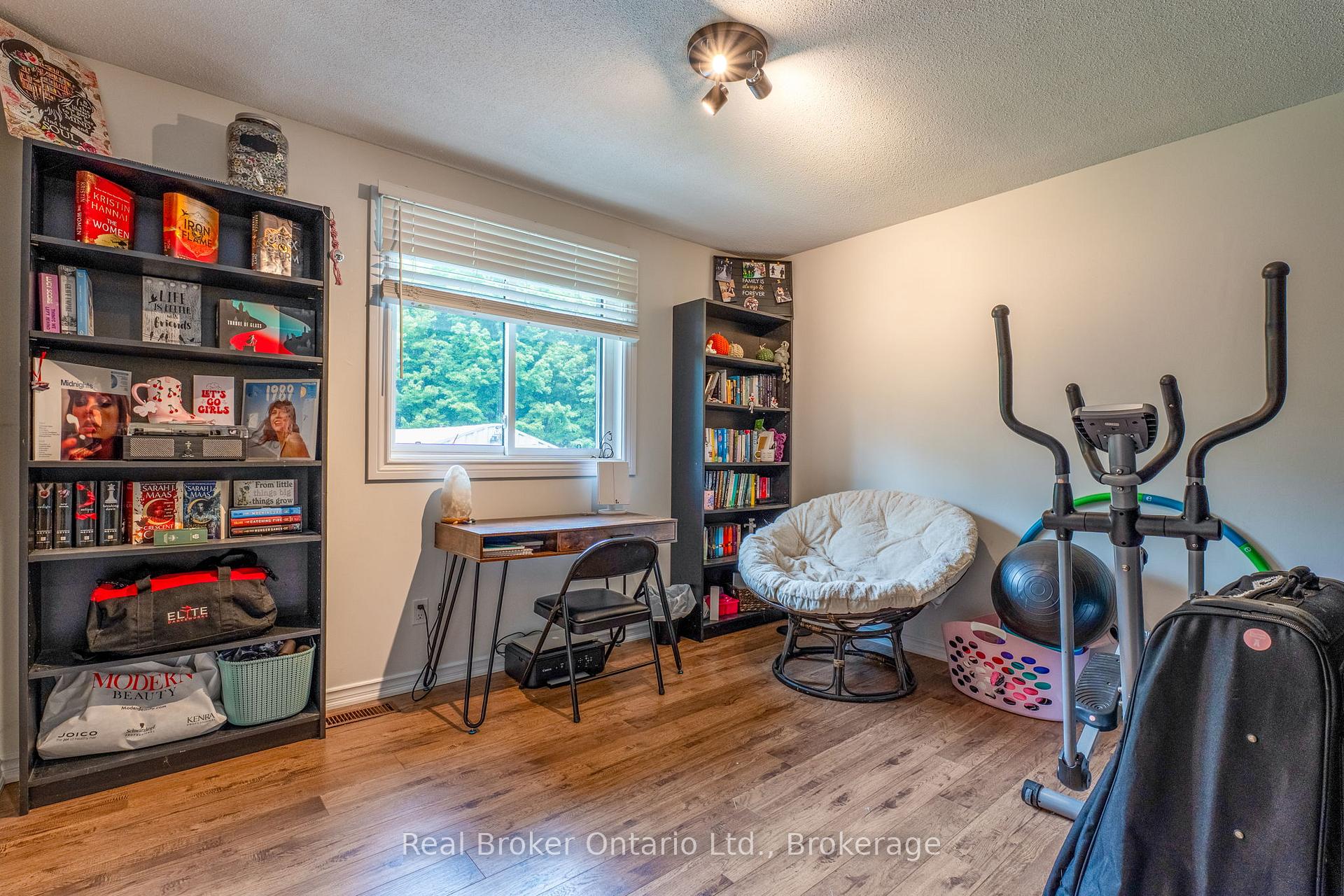 Photo 18 of 1819 Old Second Road S, Springwater, Rural Springwater — HOMEH