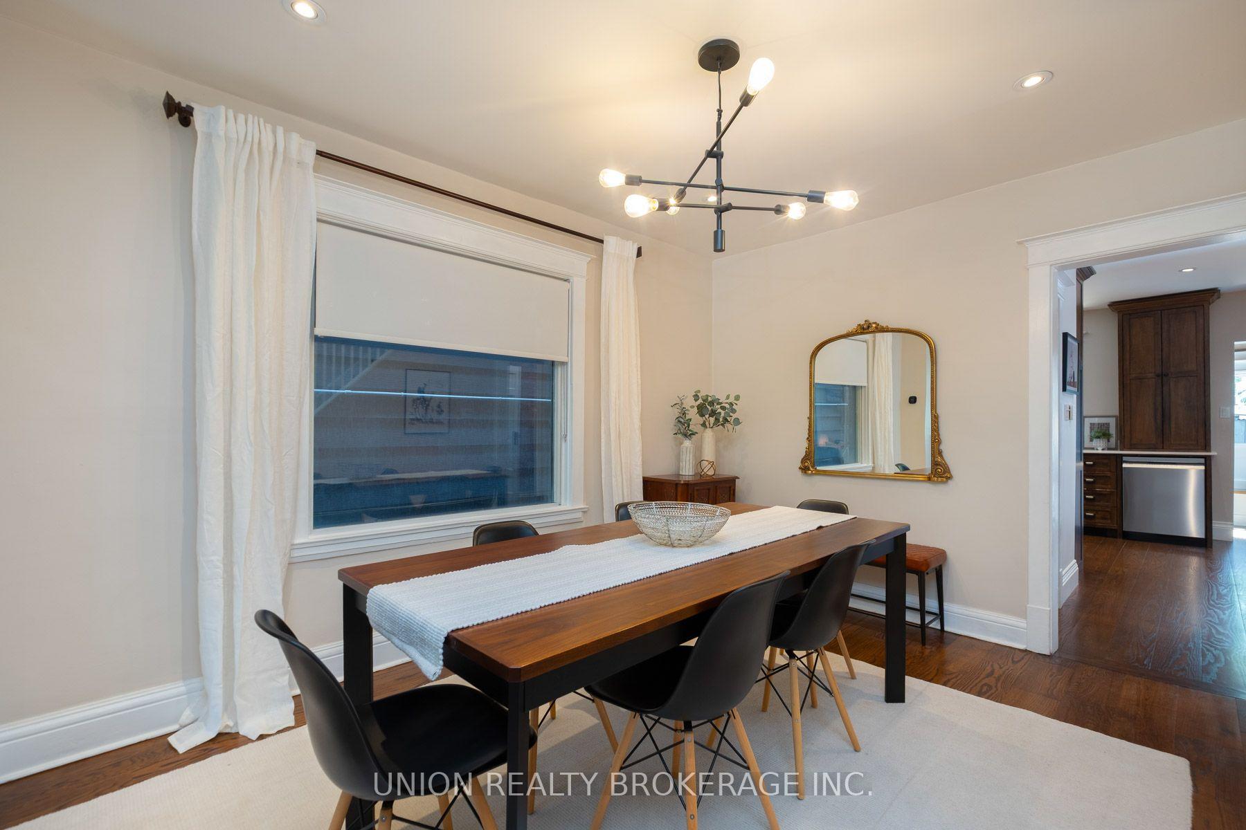 Photo 8 of 706 Woodbine Avenue, Toronto, Woodbine Corridor — HOMEH