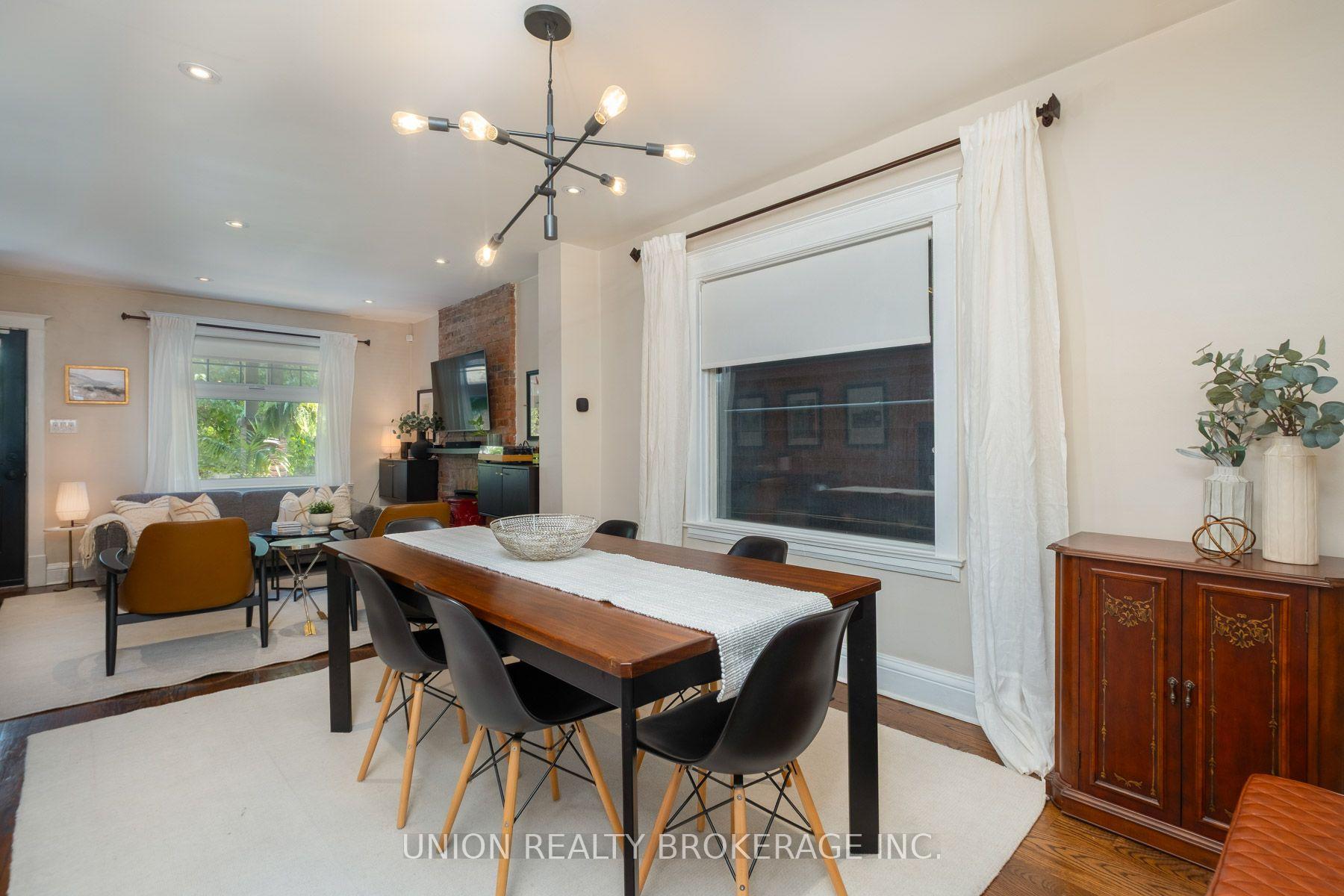Photo 9 of 706 Woodbine Avenue, Toronto, Woodbine Corridor — HOMEH