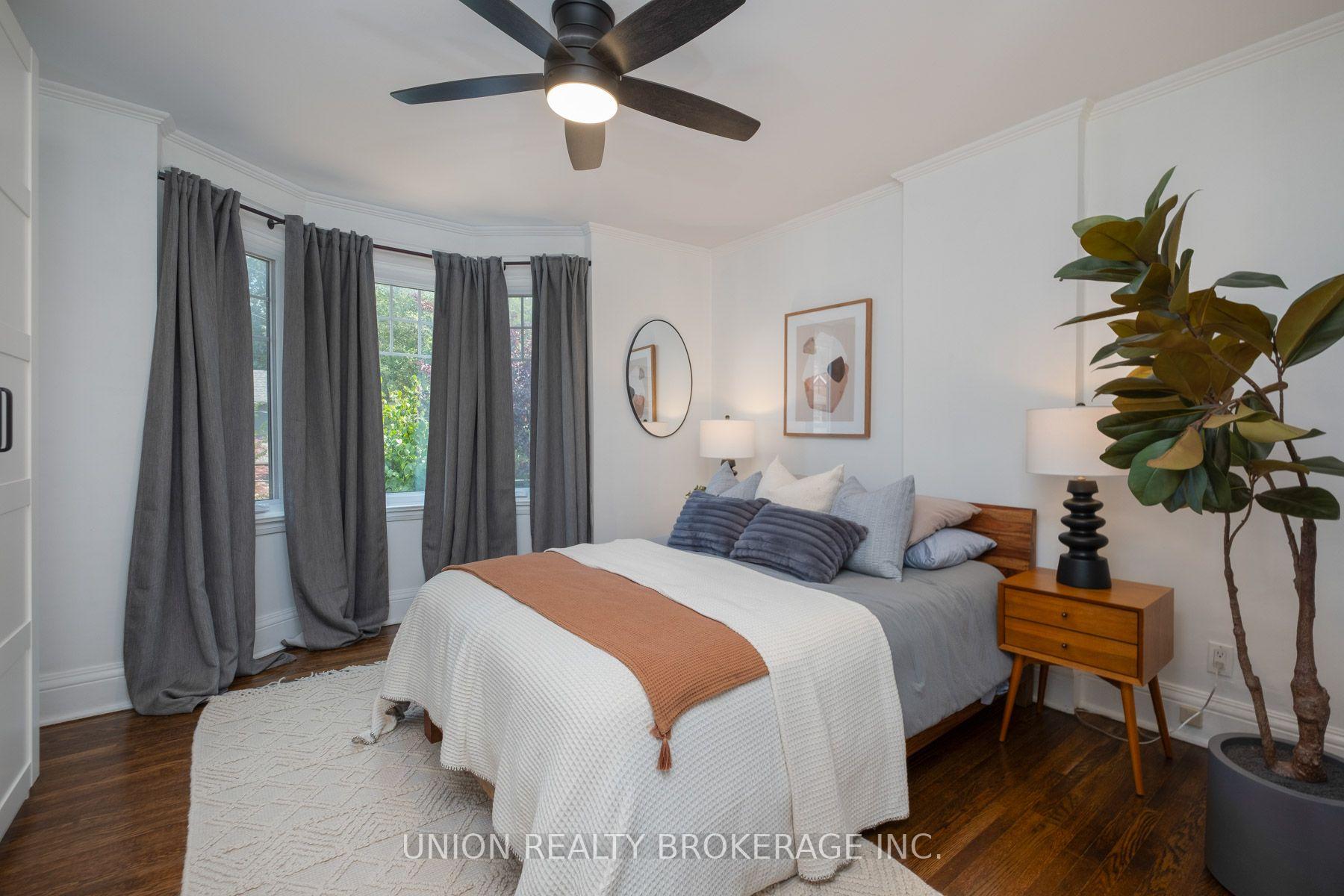 Photo 18 of 706 Woodbine Avenue, Toronto, Woodbine Corridor — HOMEH