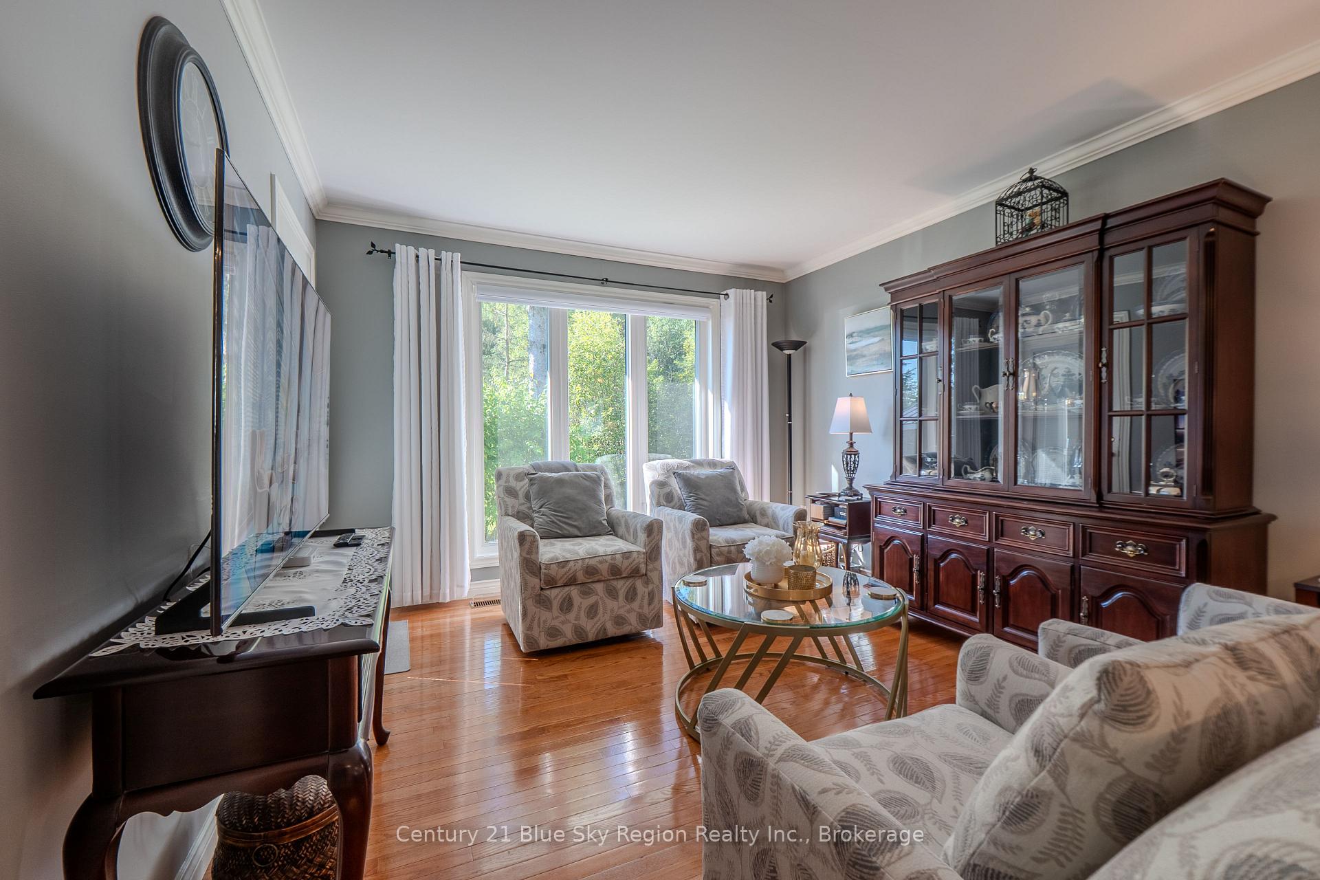 Photo 10 of 33 Golf Course Road, Callander — HOMEH