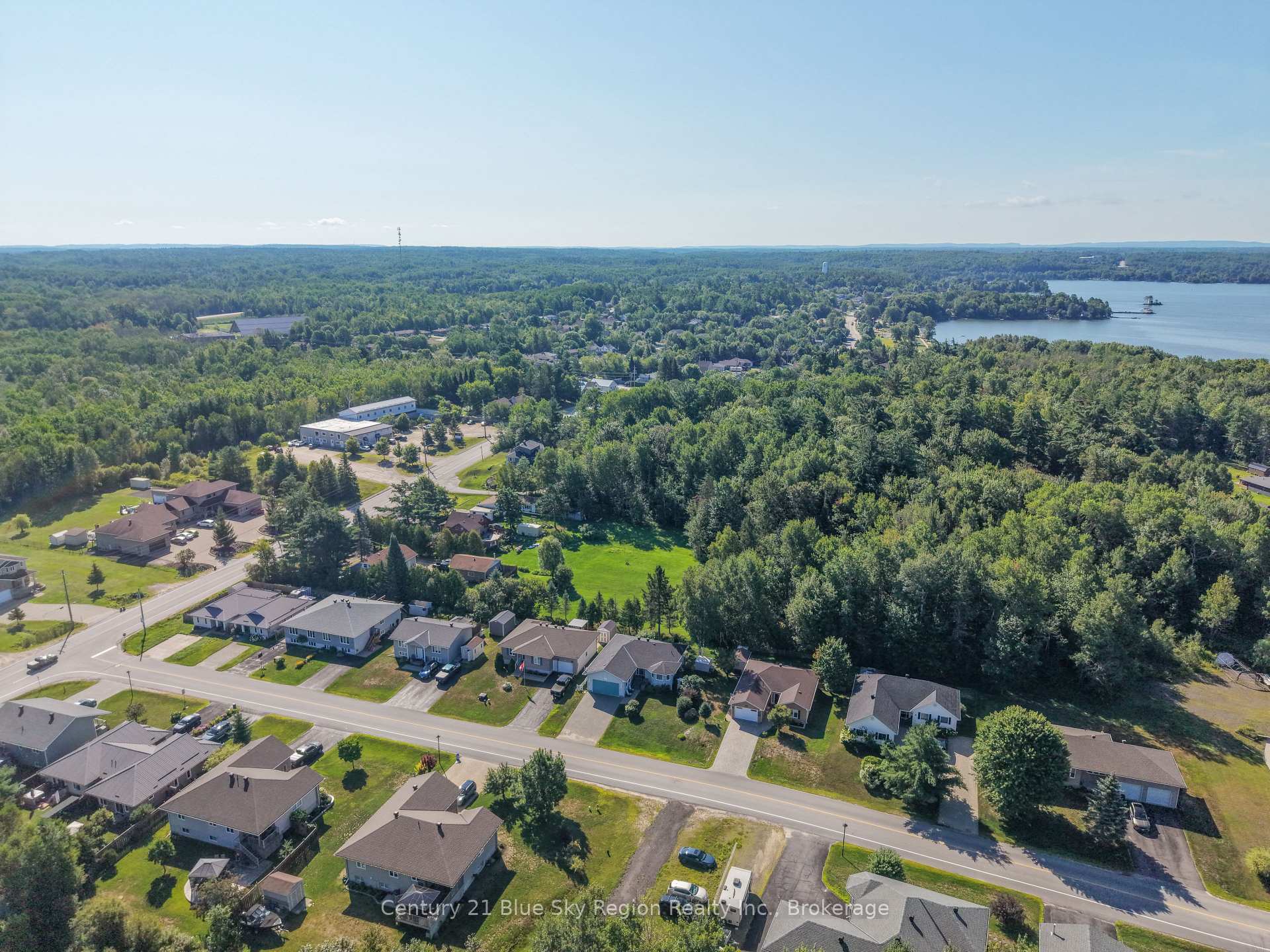 Photo 42 of 33 Golf Course Road, Callander — HOMEH