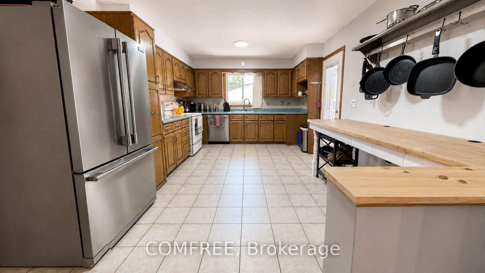 Photo 6 of 6310 Matchette Road, LaSalle — HOMEH