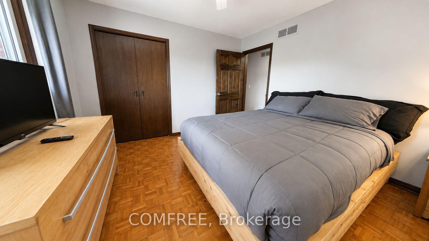 Photo 17 of 6310 Matchette Road, LaSalle — HOMEH