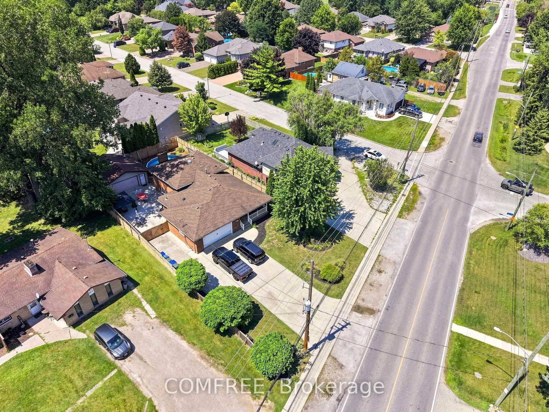Photo 31 of 6310 Matchette Road, LaSalle — HOMEH