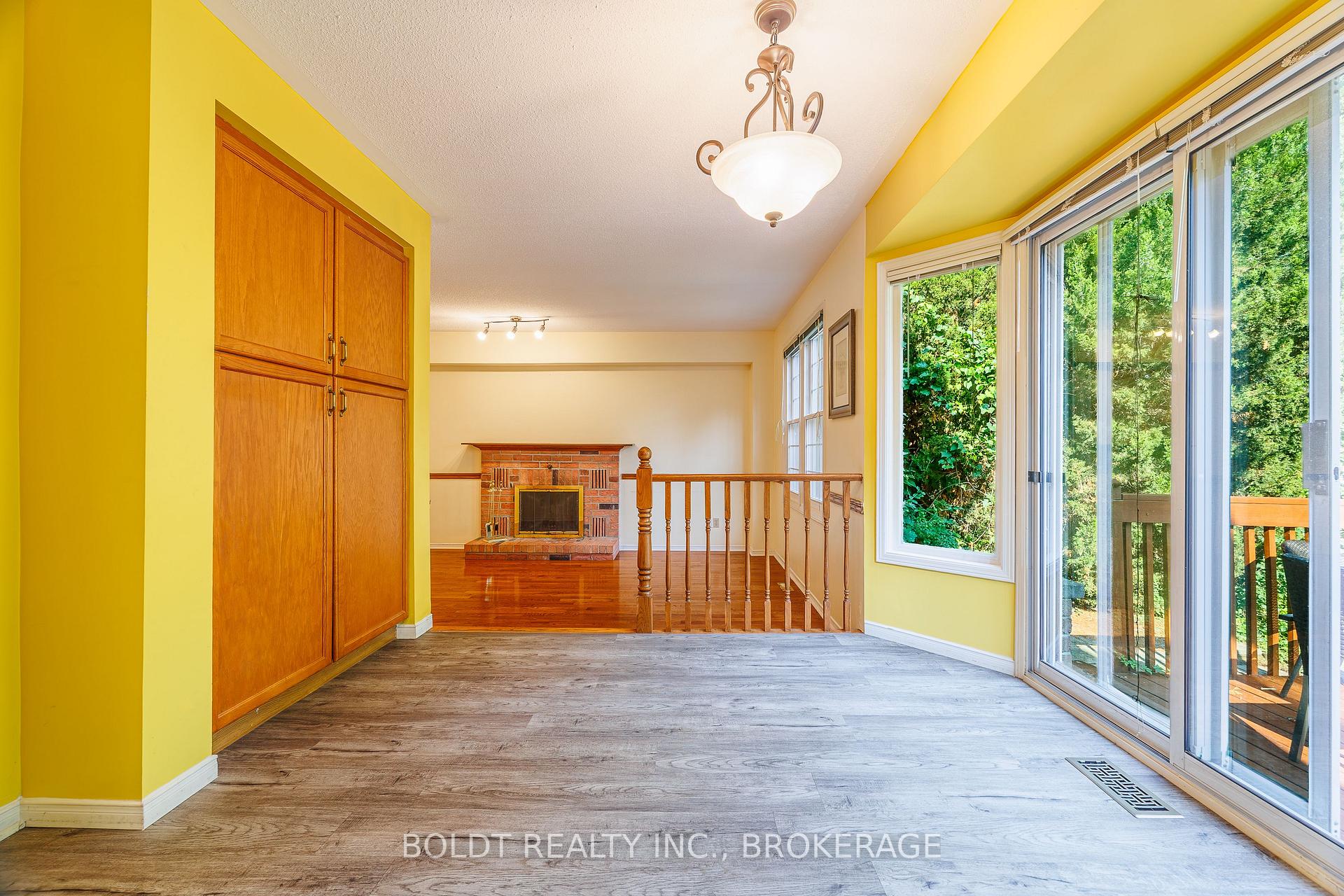 Photo 7 of 64 Carmine Crescent, St. Catharines, Rykert/Vansickle — HOMEH