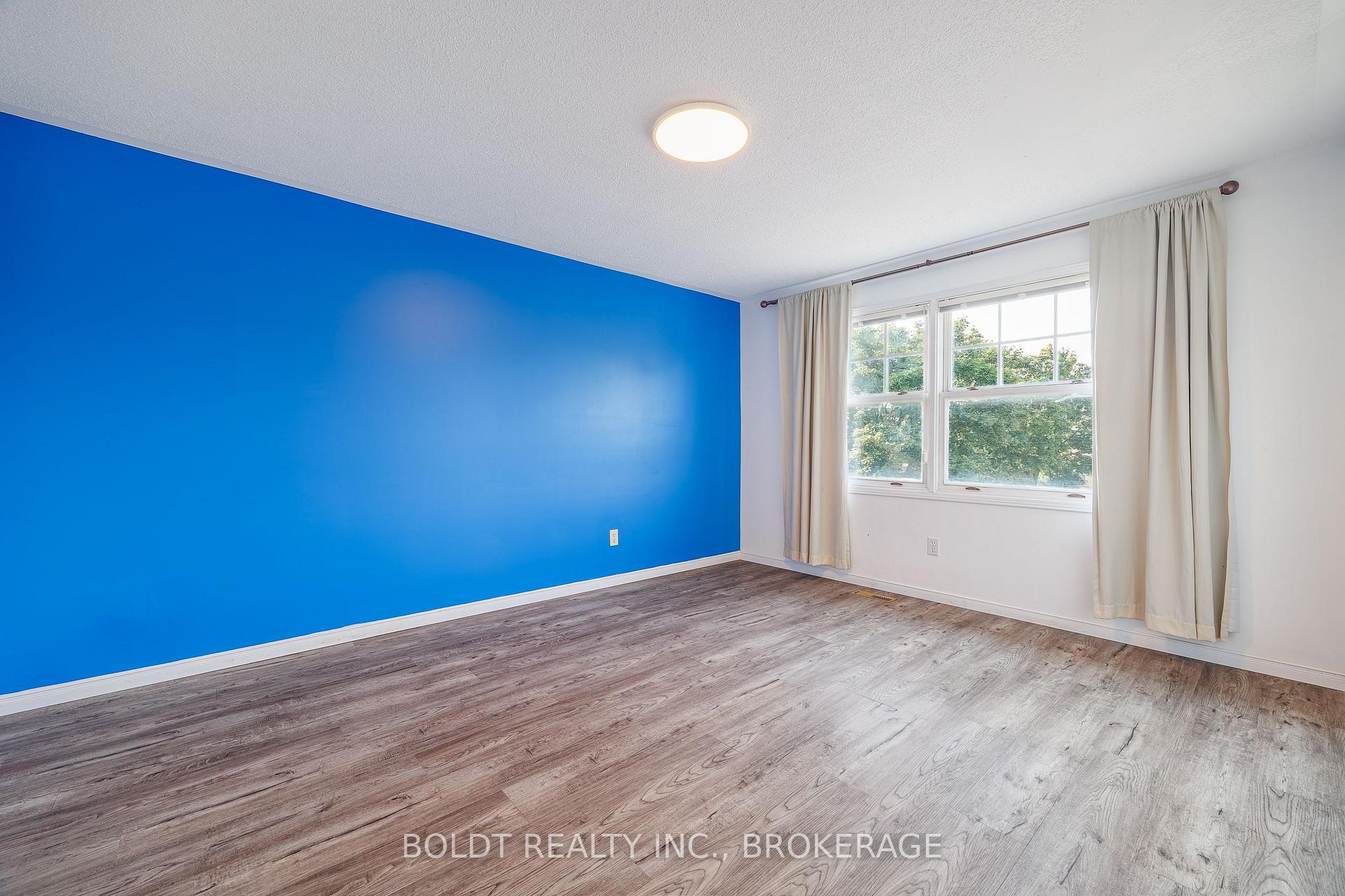 Photo 21 of 64 Carmine Crescent, St. Catharines, Rykert/Vansickle — HOMEH