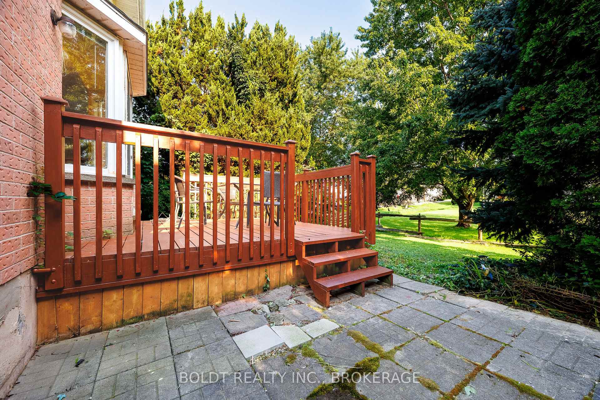 Photo 34 of 64 Carmine Crescent, St. Catharines, Rykert/Vansickle — HOMEH