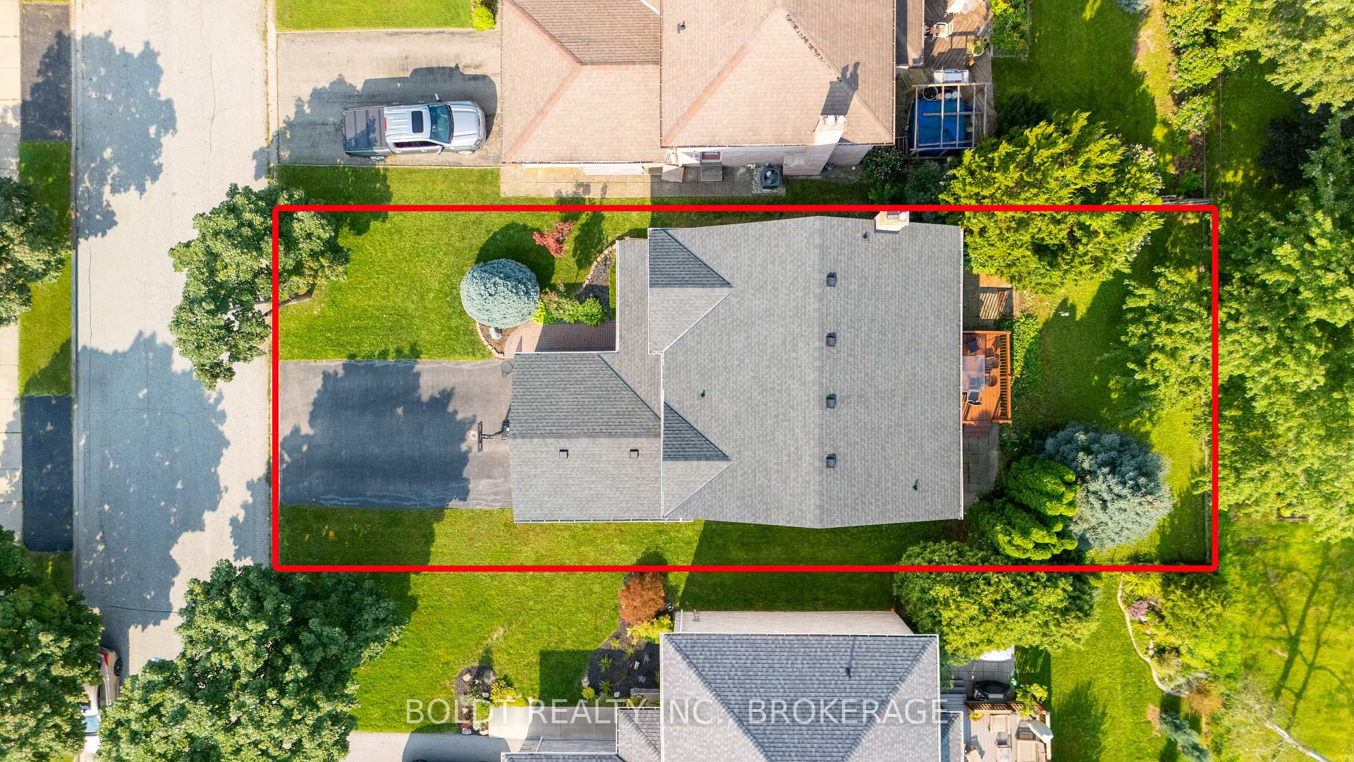 Photo 38 of 64 Carmine Crescent, St. Catharines, Rykert/Vansickle — HOMEH