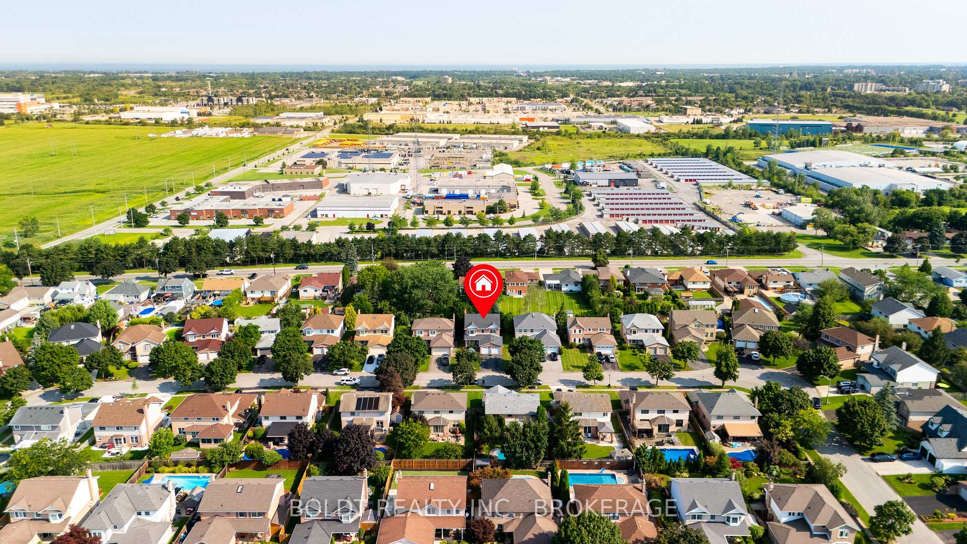 Photo 46 of 64 Carmine Crescent, St. Catharines, Rykert/Vansickle — HOMEH