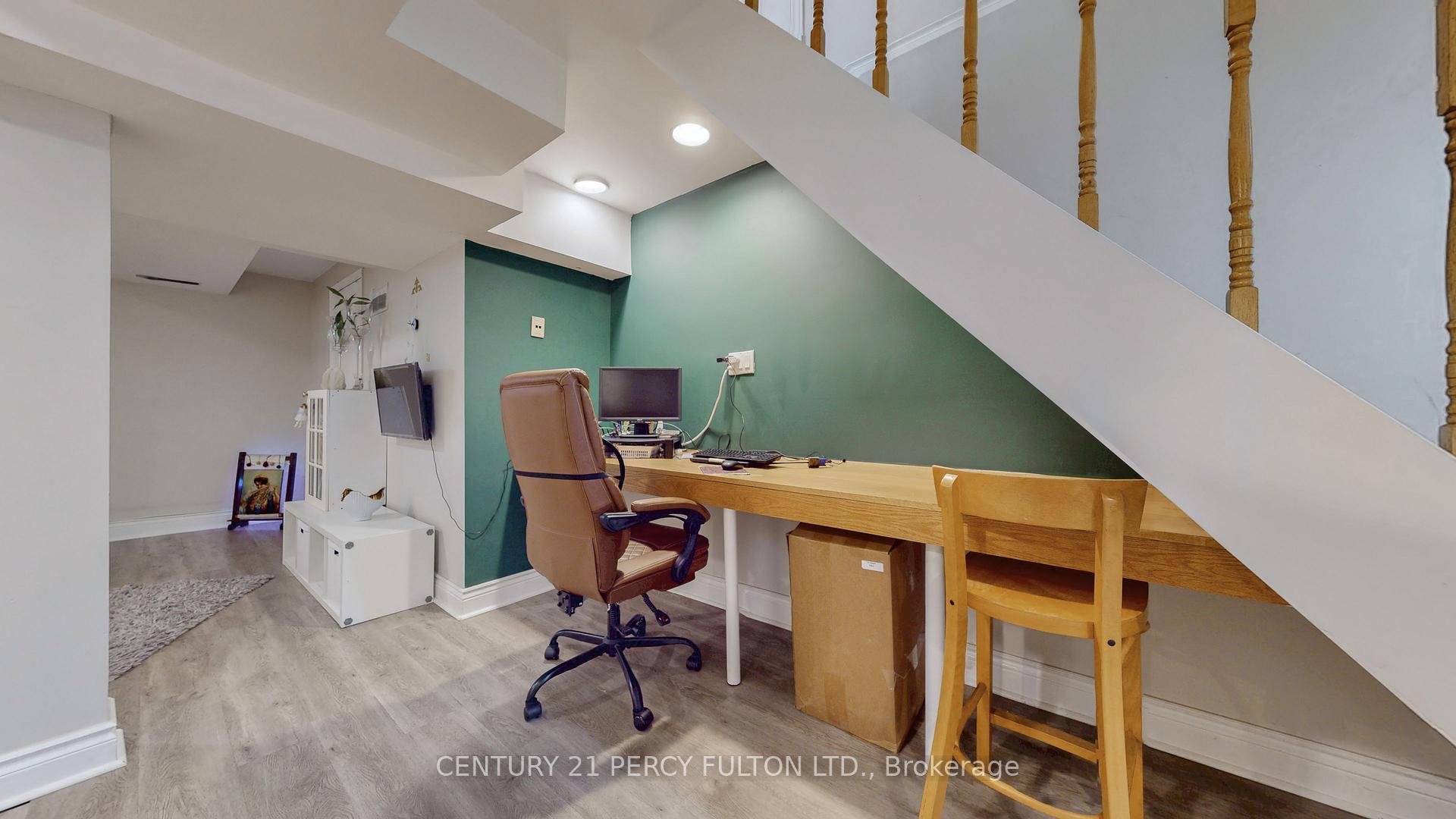 Photo 9 of Unit Bsmnt, 158 Holm Crescent, Markham, Aileen-Willowbrook — HOMEH