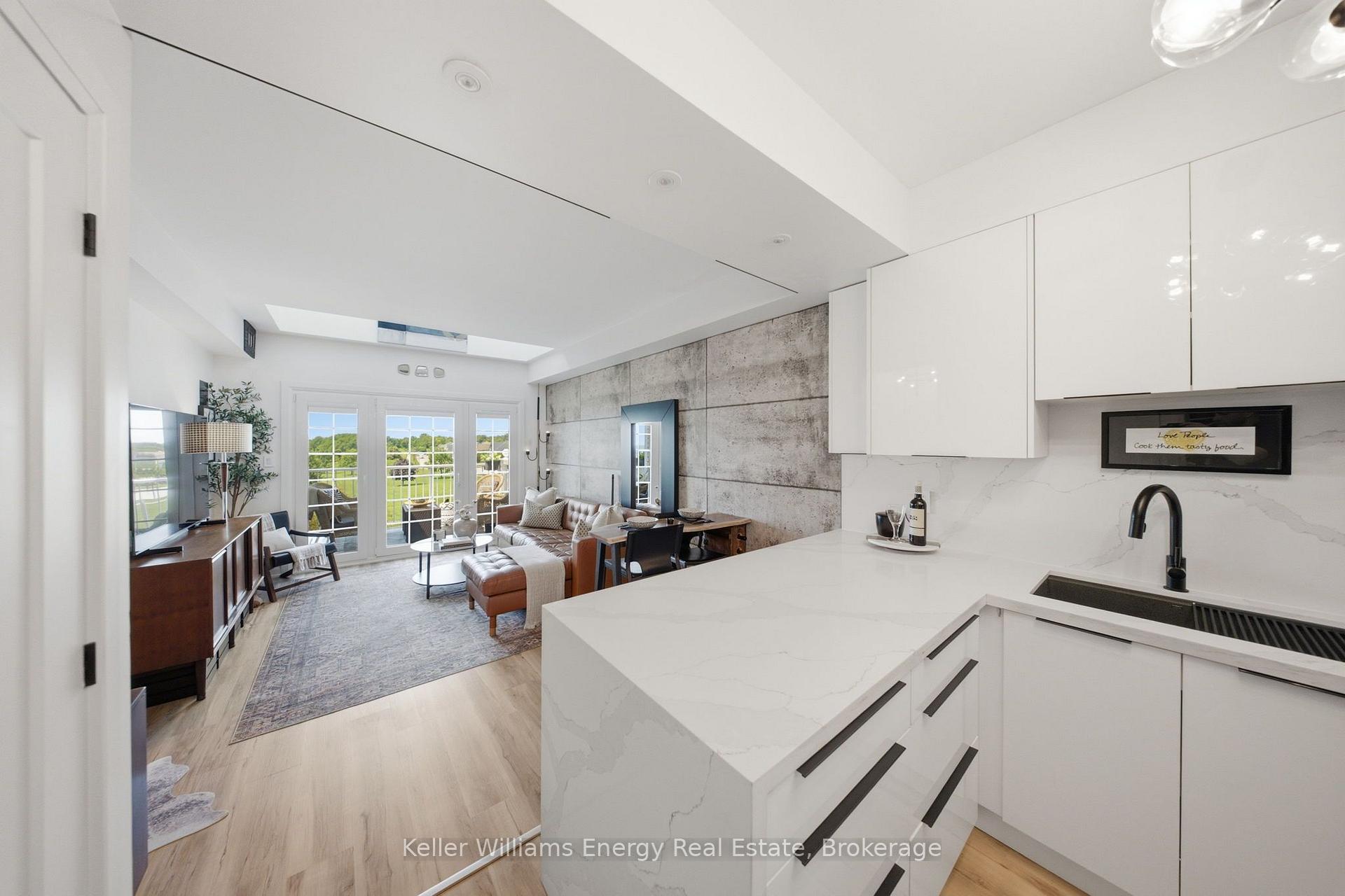 Photo 24 of Unit 308, 395 Lakebreeze Drive, Clarington, Newcastle — HOMEH