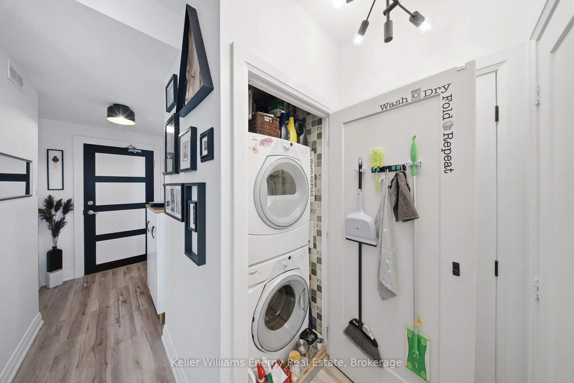 Photo 20 of Unit 308, 395 Lakebreeze Drive, Clarington, Newcastle — HOMEH
