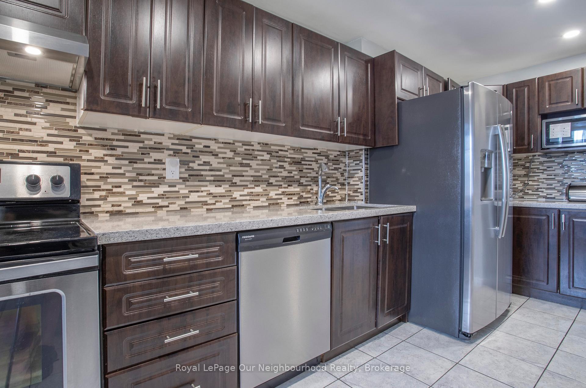 Photo 13 of Unit 507, 4064 Lawrence Avenue E, Scarborough, West Hill — HOMEH
