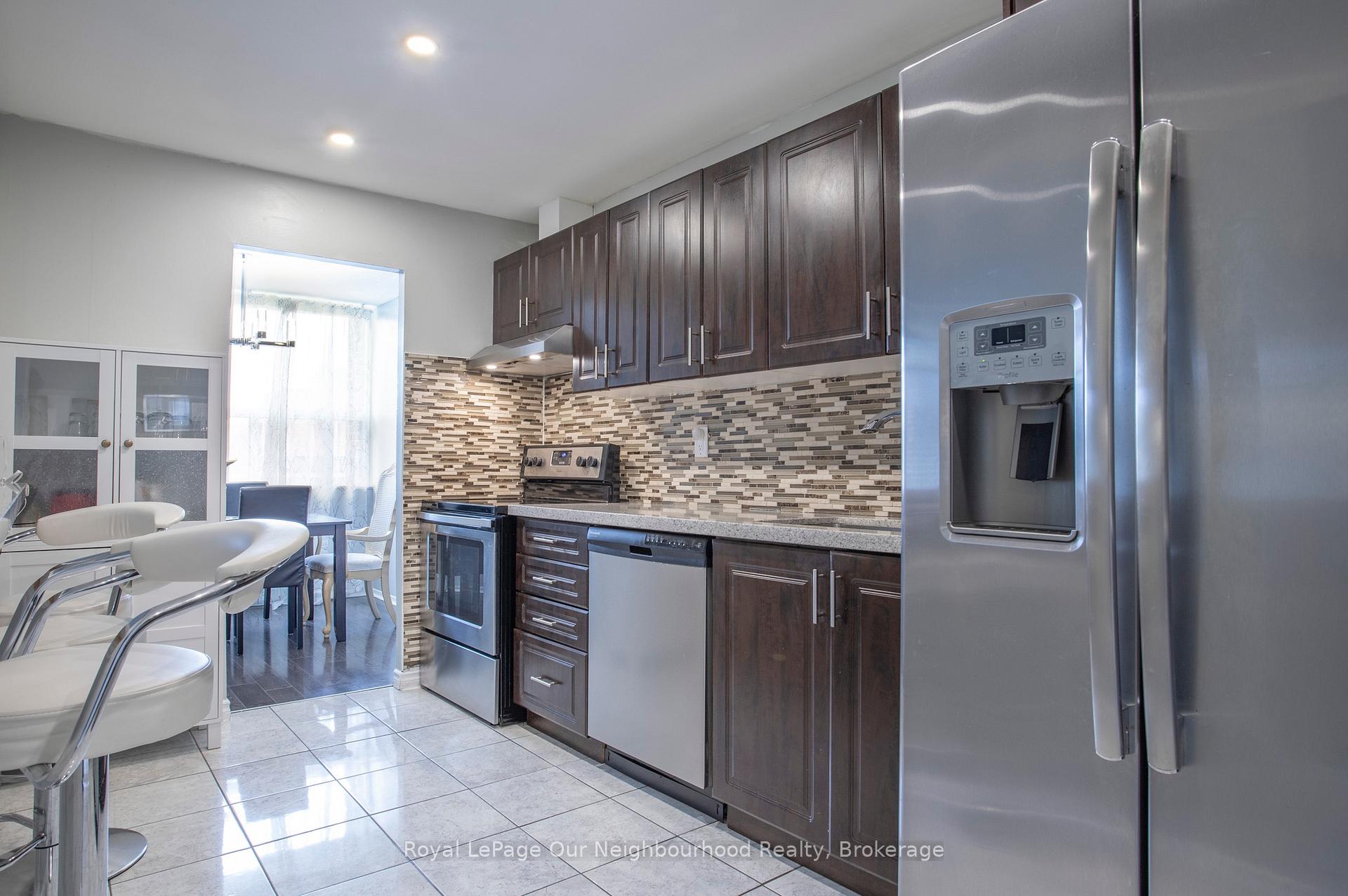 Photo 14 of Unit 507, 4064 Lawrence Avenue E, Scarborough, West Hill — HOMEH