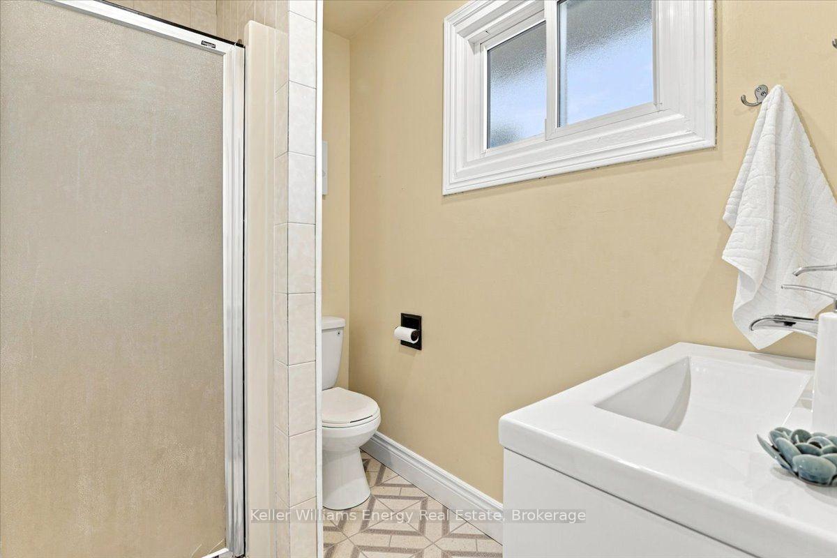 Photo 45 of 778 Hewitt Drive, Peterborough, Monaghan Ward 2 — HOMEH