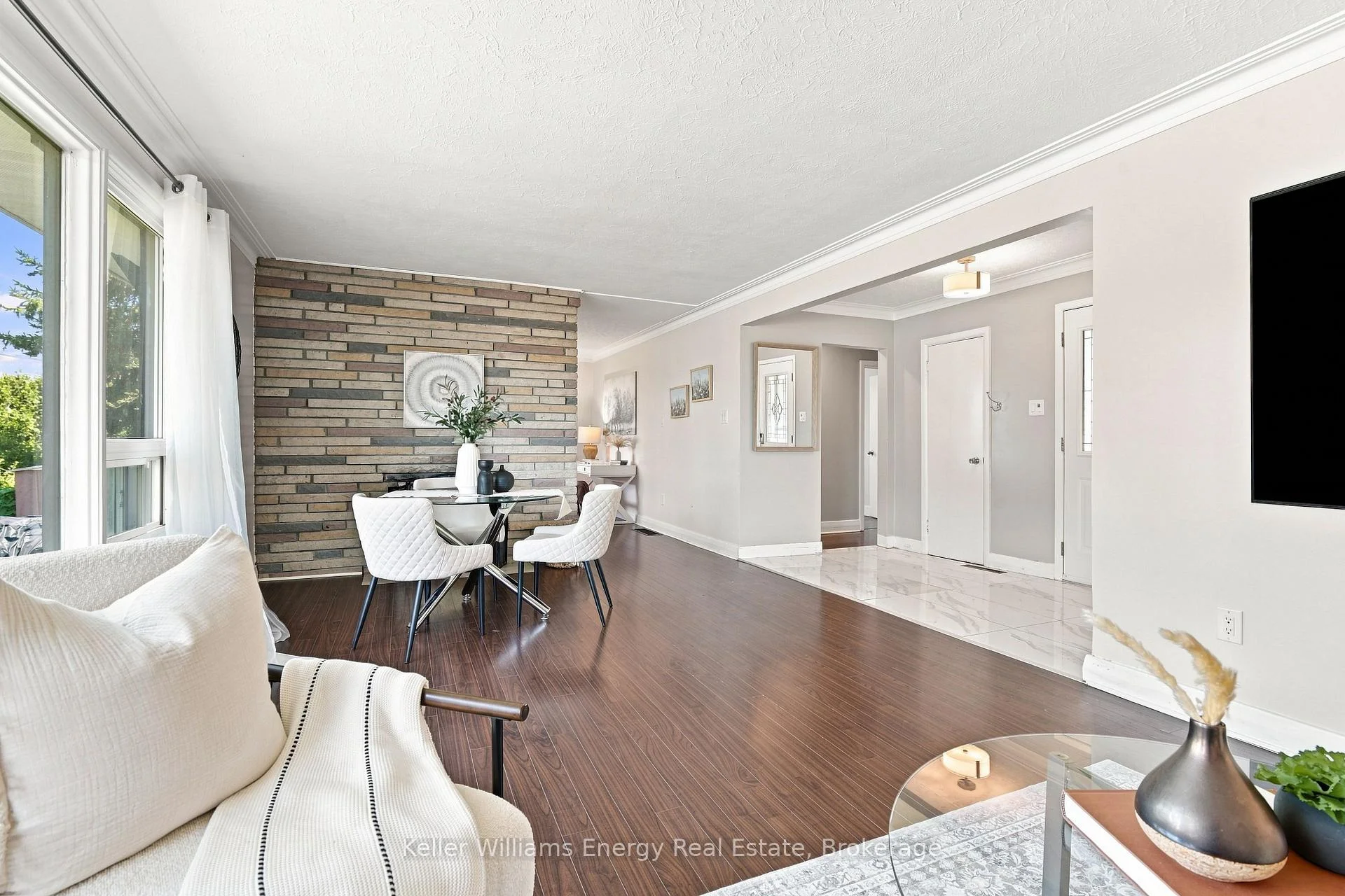 Photo 22 of 778 Hewitt Drive, Peterborough, Monaghan Ward 2 — HOMEH