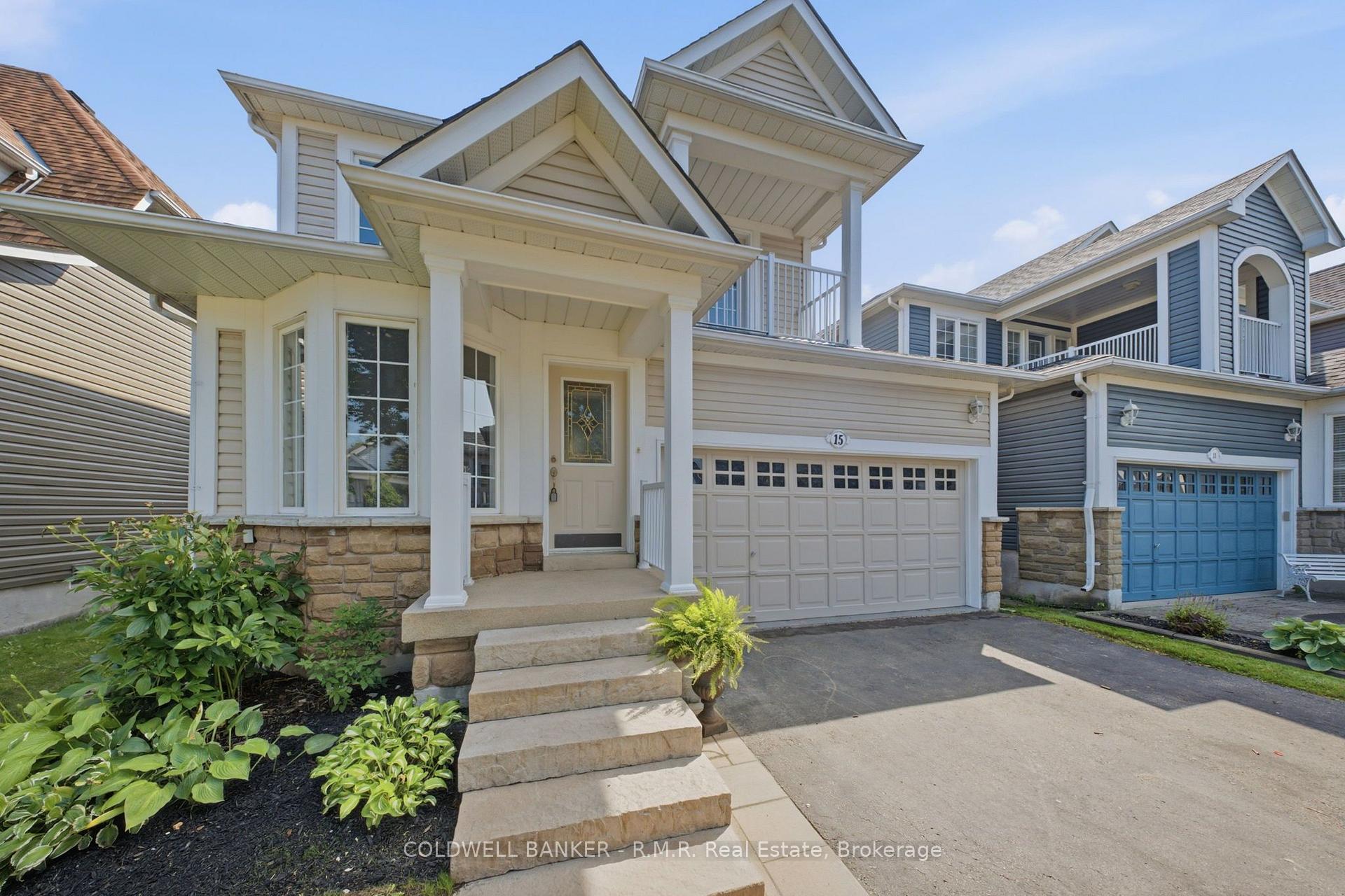 Photo 2 of 15 Schooner Lane, Clarington, Newcastle — HOMEH