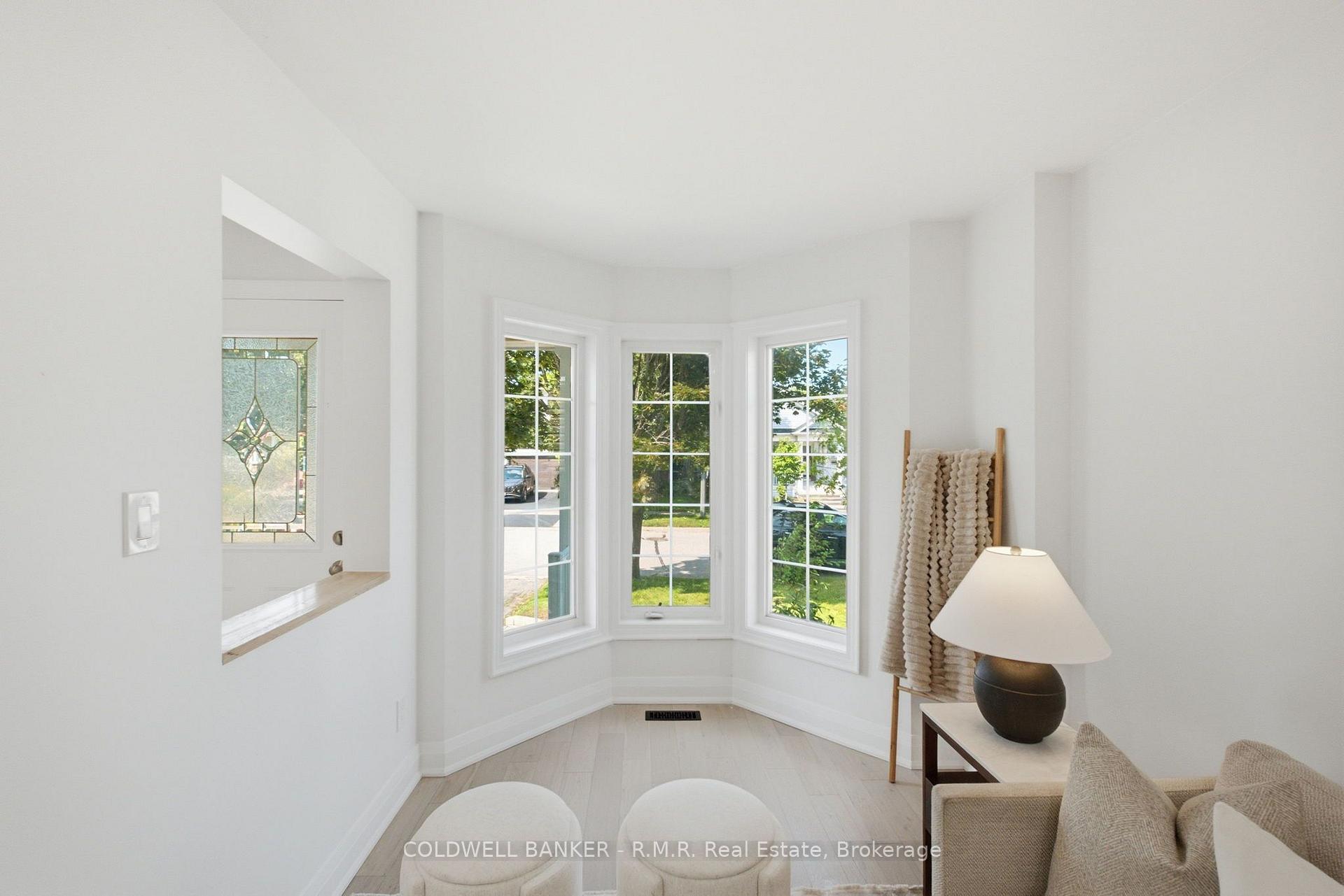 Photo 4 of 15 Schooner Lane, Clarington, Newcastle — HOMEH