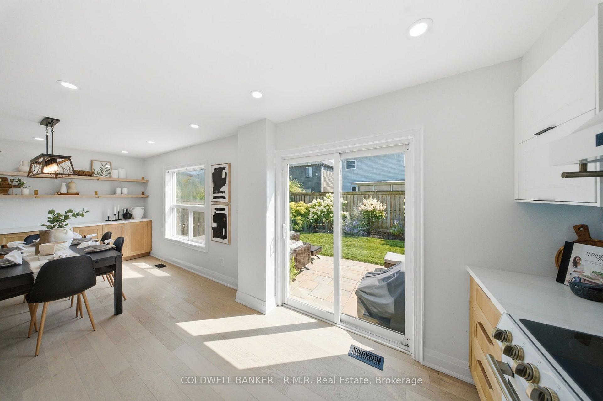 Photo 12 of 15 Schooner Lane, Clarington, Newcastle — HOMEH