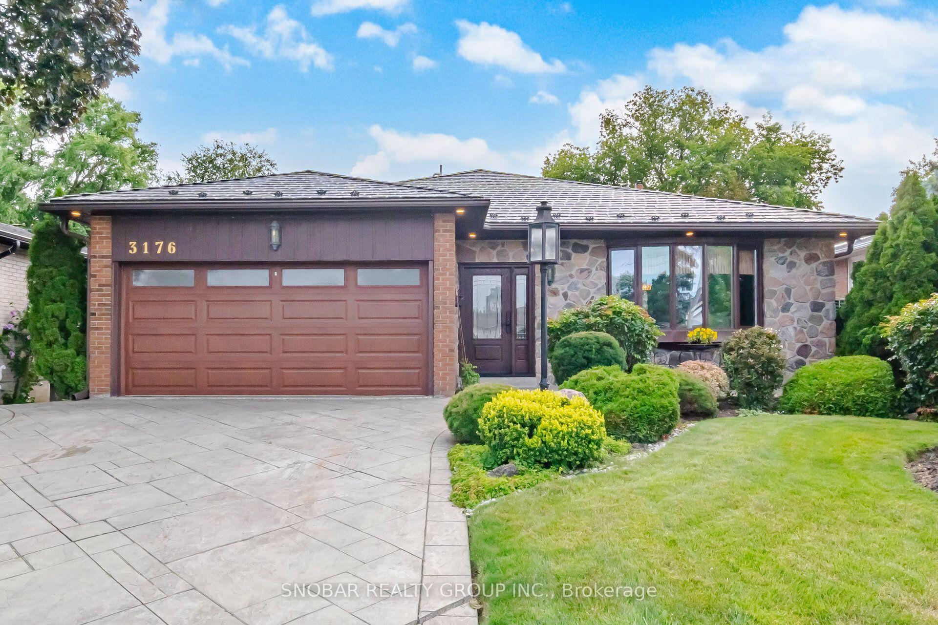 Front of 3176 Ibbetson Crescent