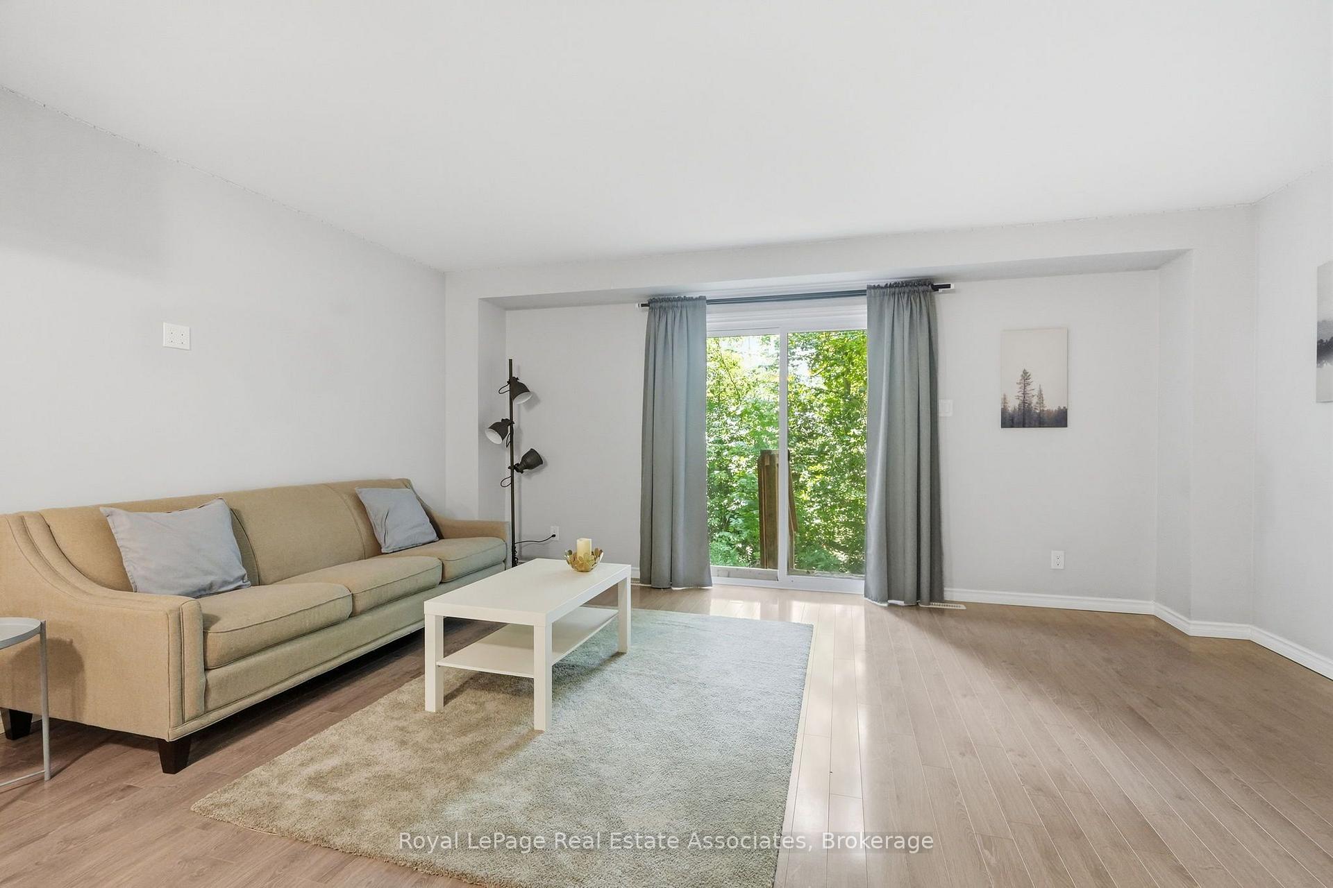 Photo 6 of Unit 1, 509 Quiet Place, Waterloo, Lakeshore Village — HOMEH