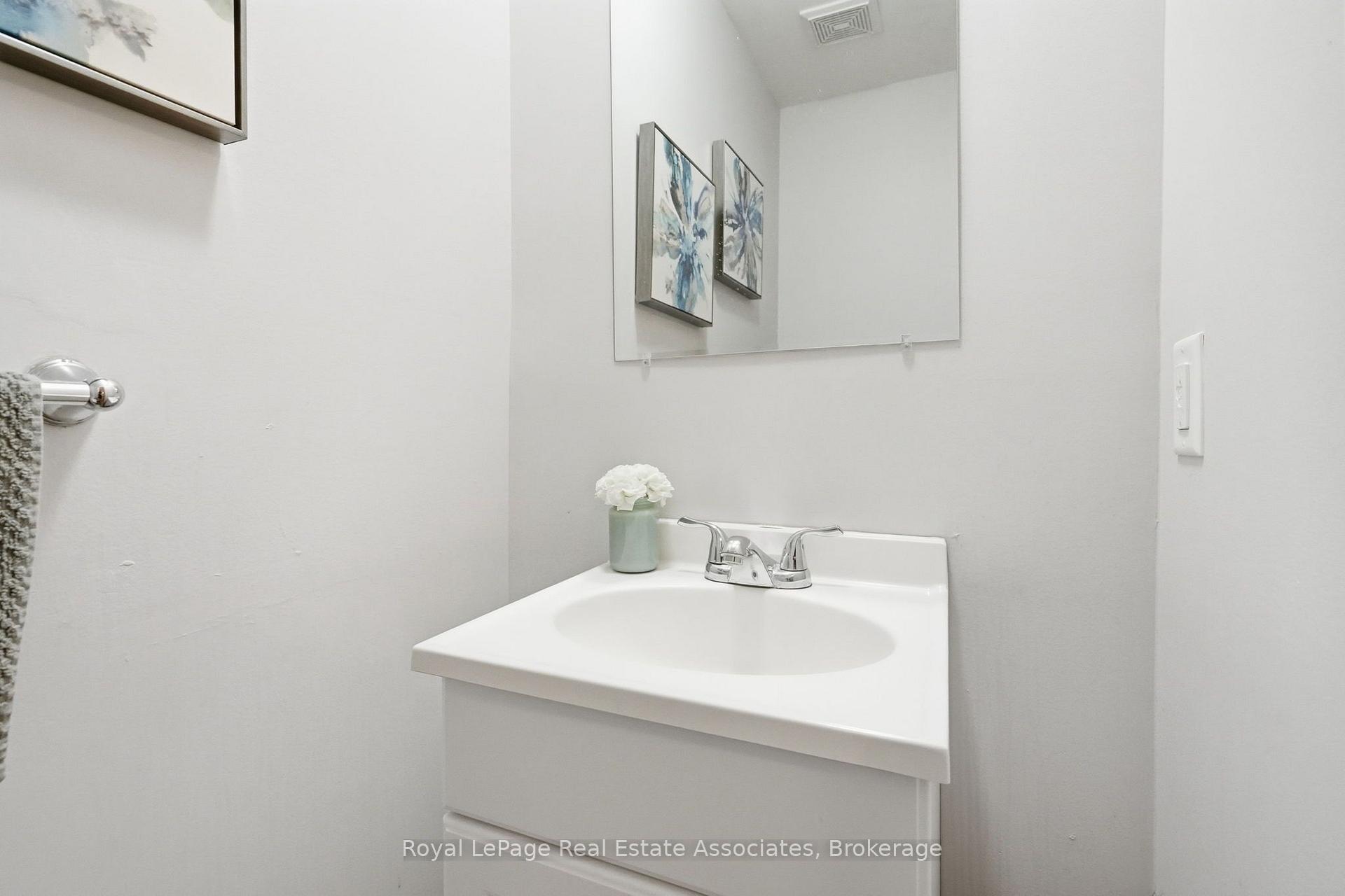 Photo 13 of Unit 1, 509 Quiet Place, Waterloo, Lakeshore Village — HOMEH