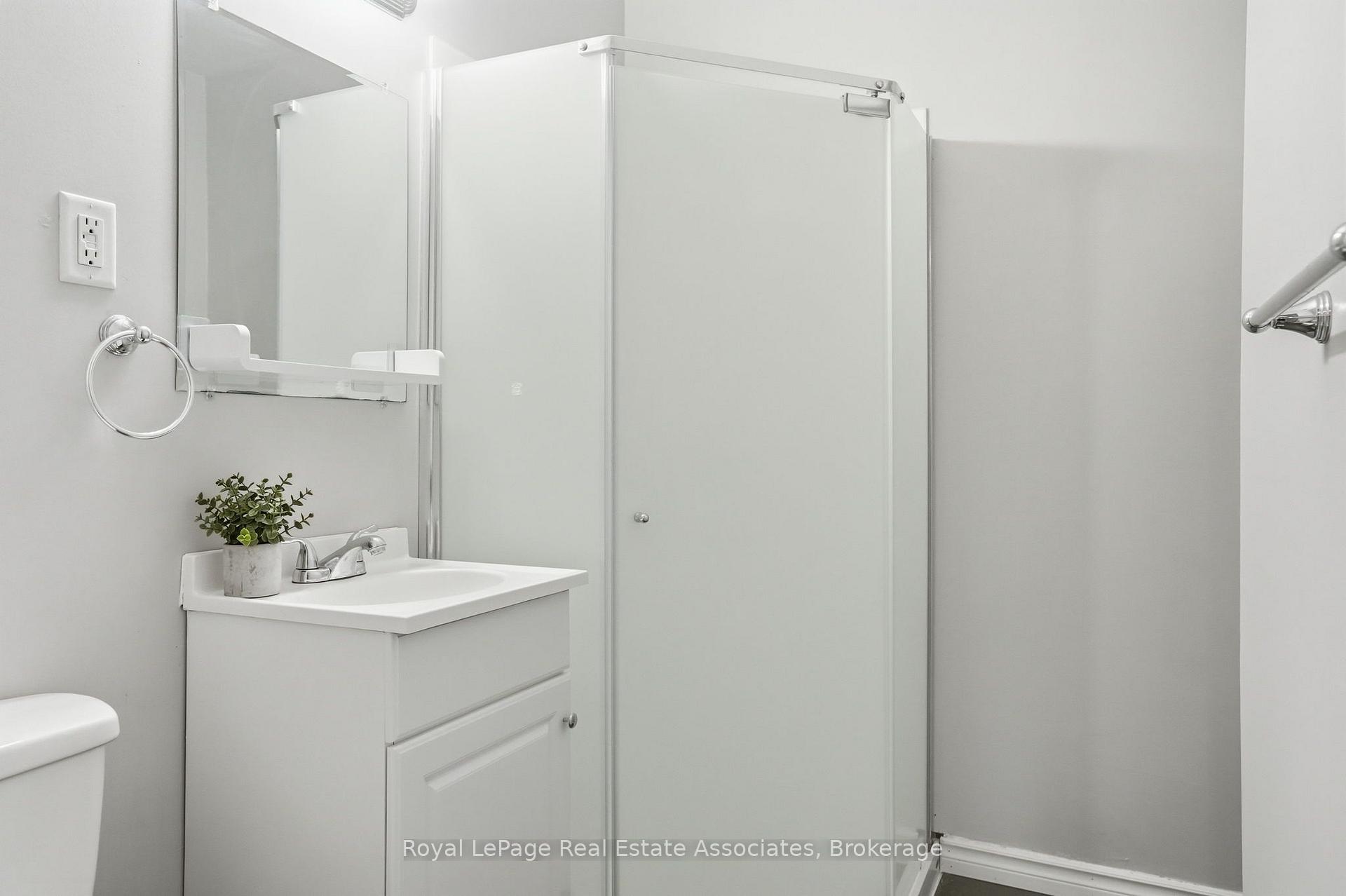 Photo 24 of Unit 1, 509 Quiet Place, Waterloo, Lakeshore Village — HOMEH