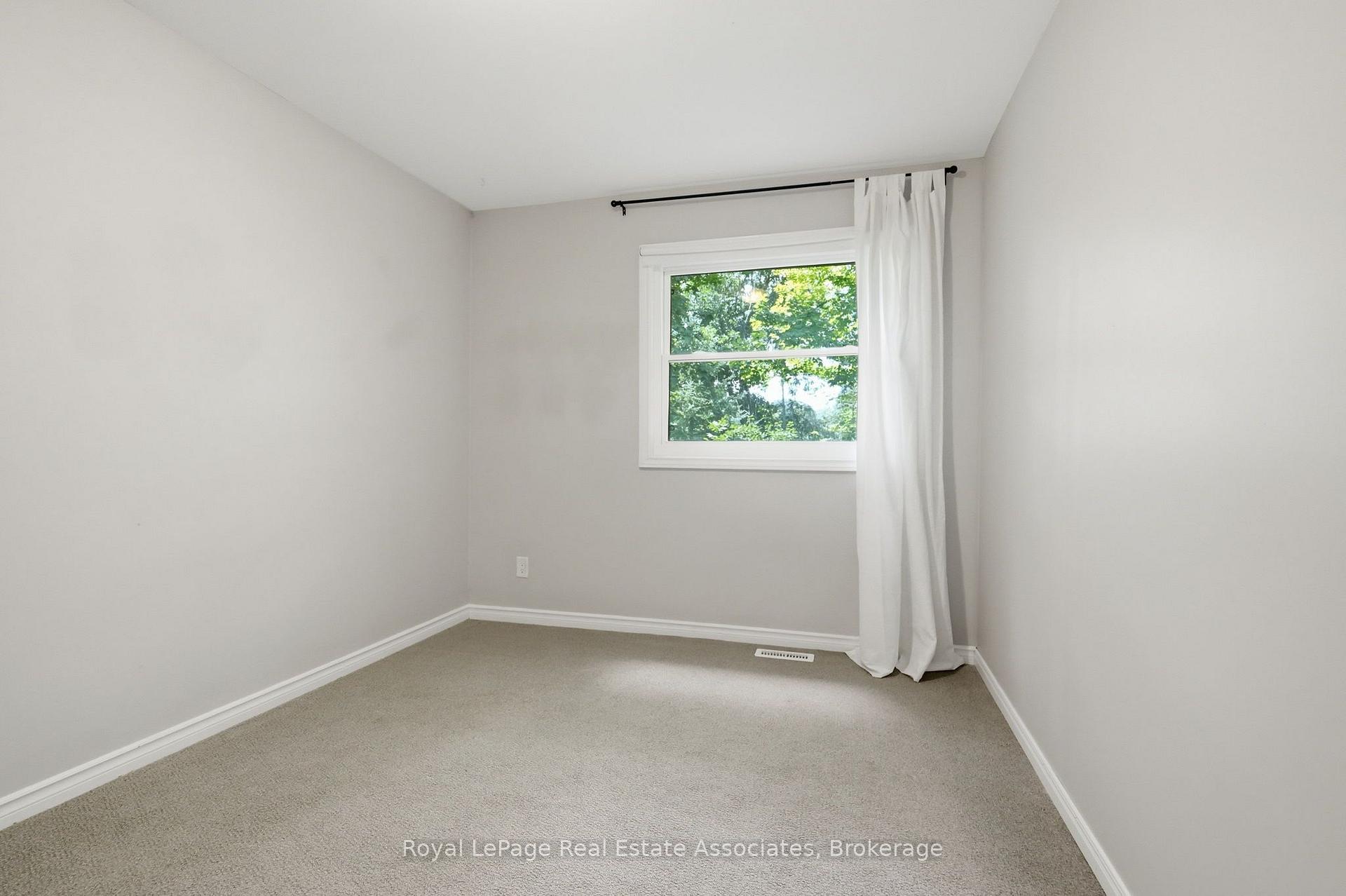 Photo 27 of Unit 1, 509 Quiet Place, Waterloo, Lakeshore Village — HOMEH