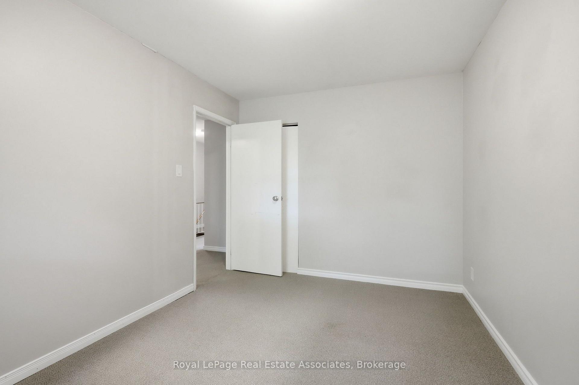 Photo 28 of Unit 1, 509 Quiet Place, Waterloo, Lakeshore Village — HOMEH