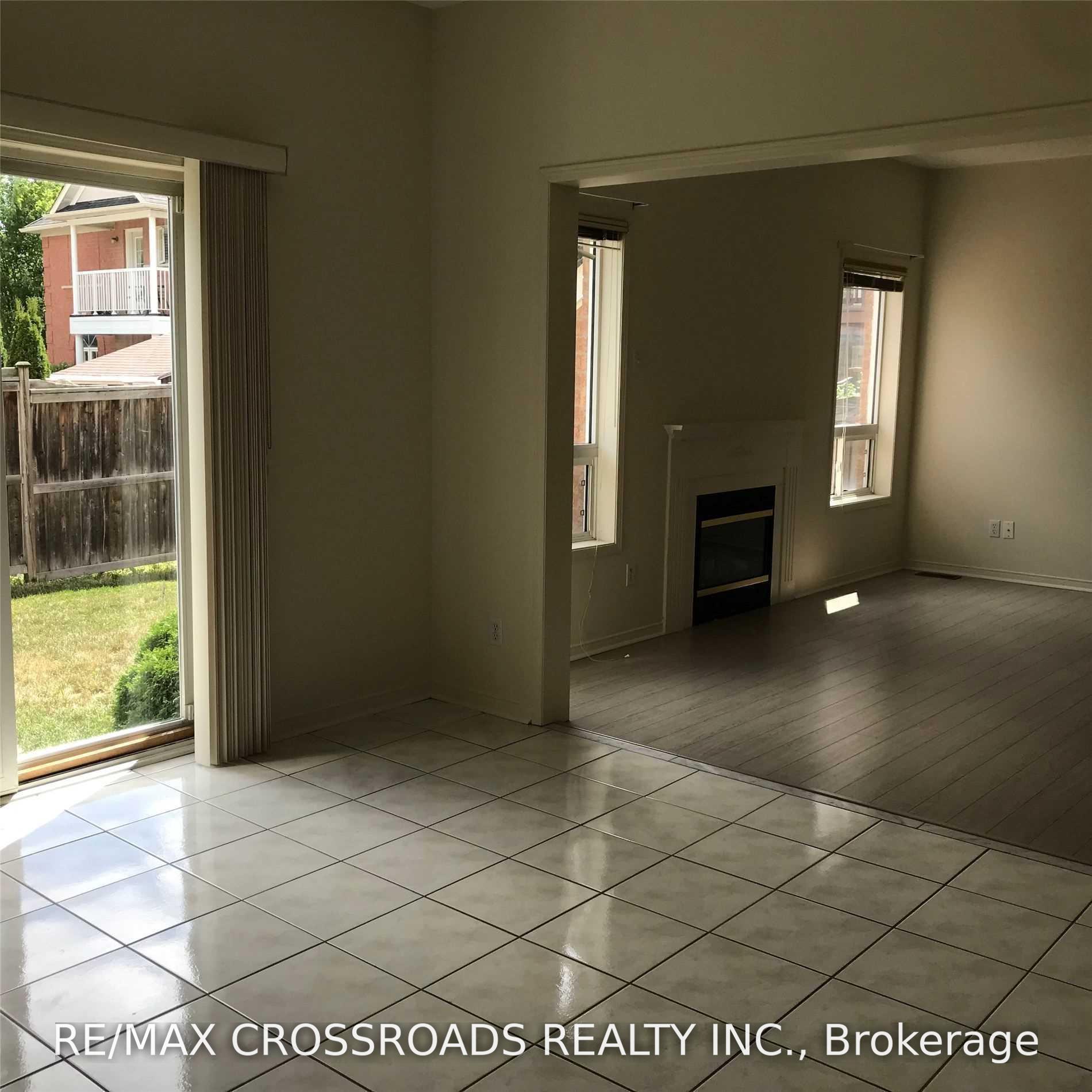 Photo 8 of 127 Orchard Hill Boulevard, Markham, Berczy — HOMEH