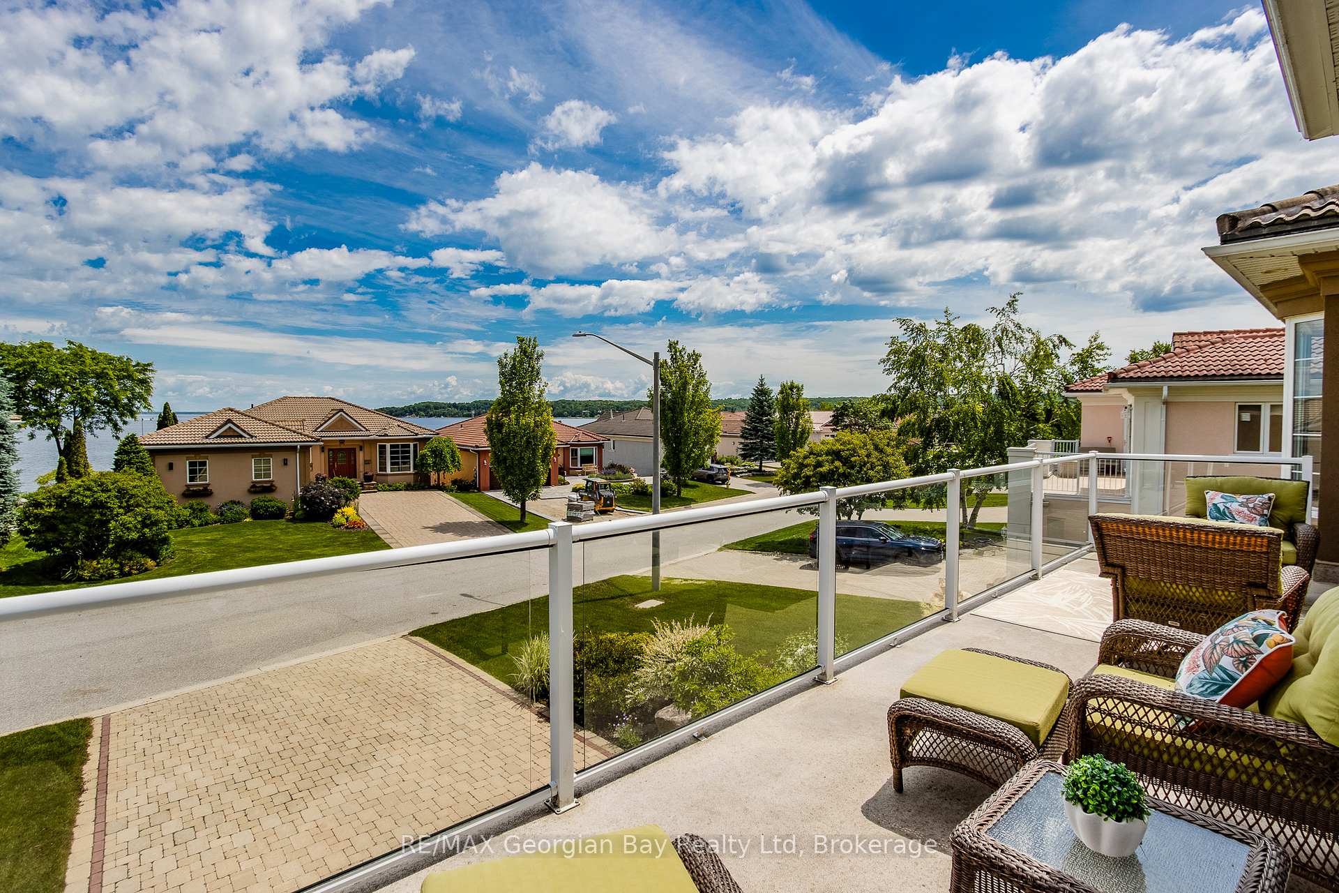 Photo 6 of 422 Aberdeen Boulevard, Midland — HOMEH