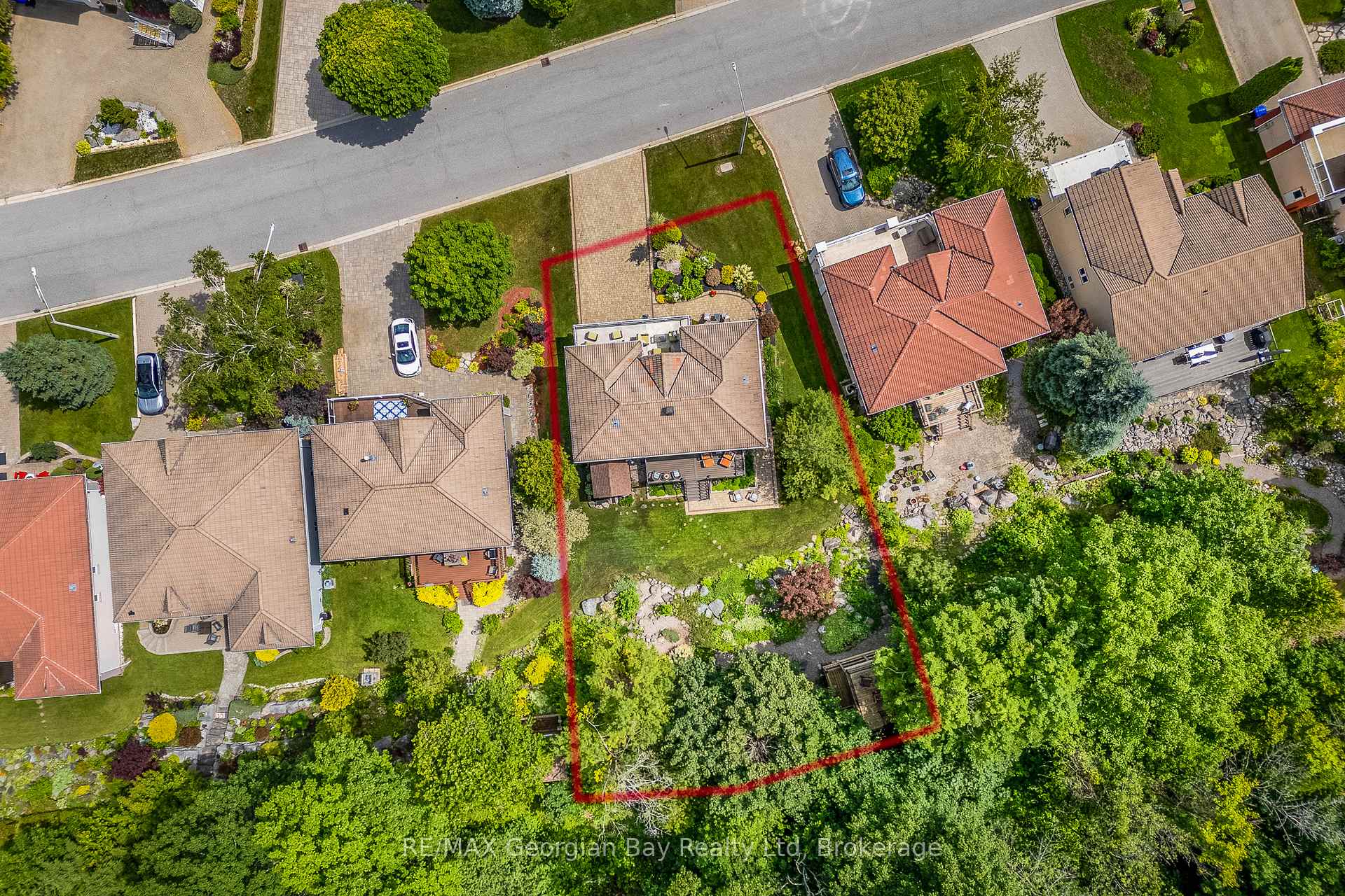 Photo 9 of 422 Aberdeen Boulevard, Midland — HOMEH