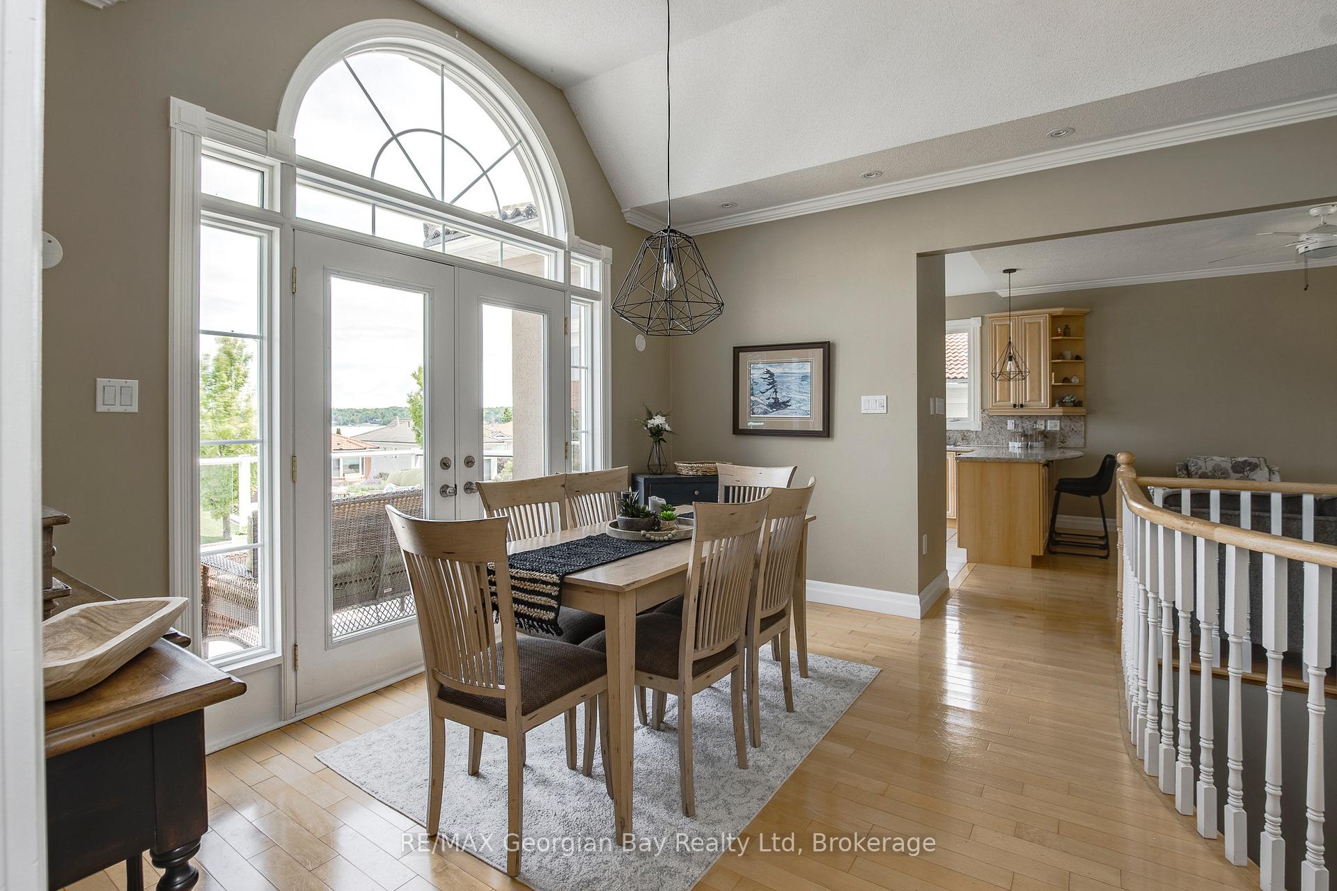 Photo 16 of 422 Aberdeen Boulevard, Midland — HOMEH