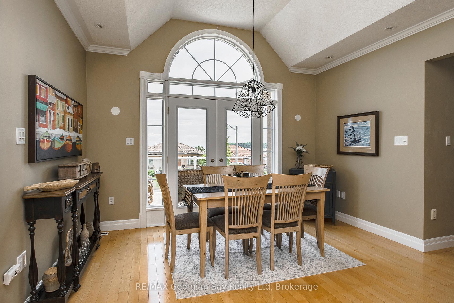 Photo 17 of 422 Aberdeen Boulevard, Midland — HOMEH