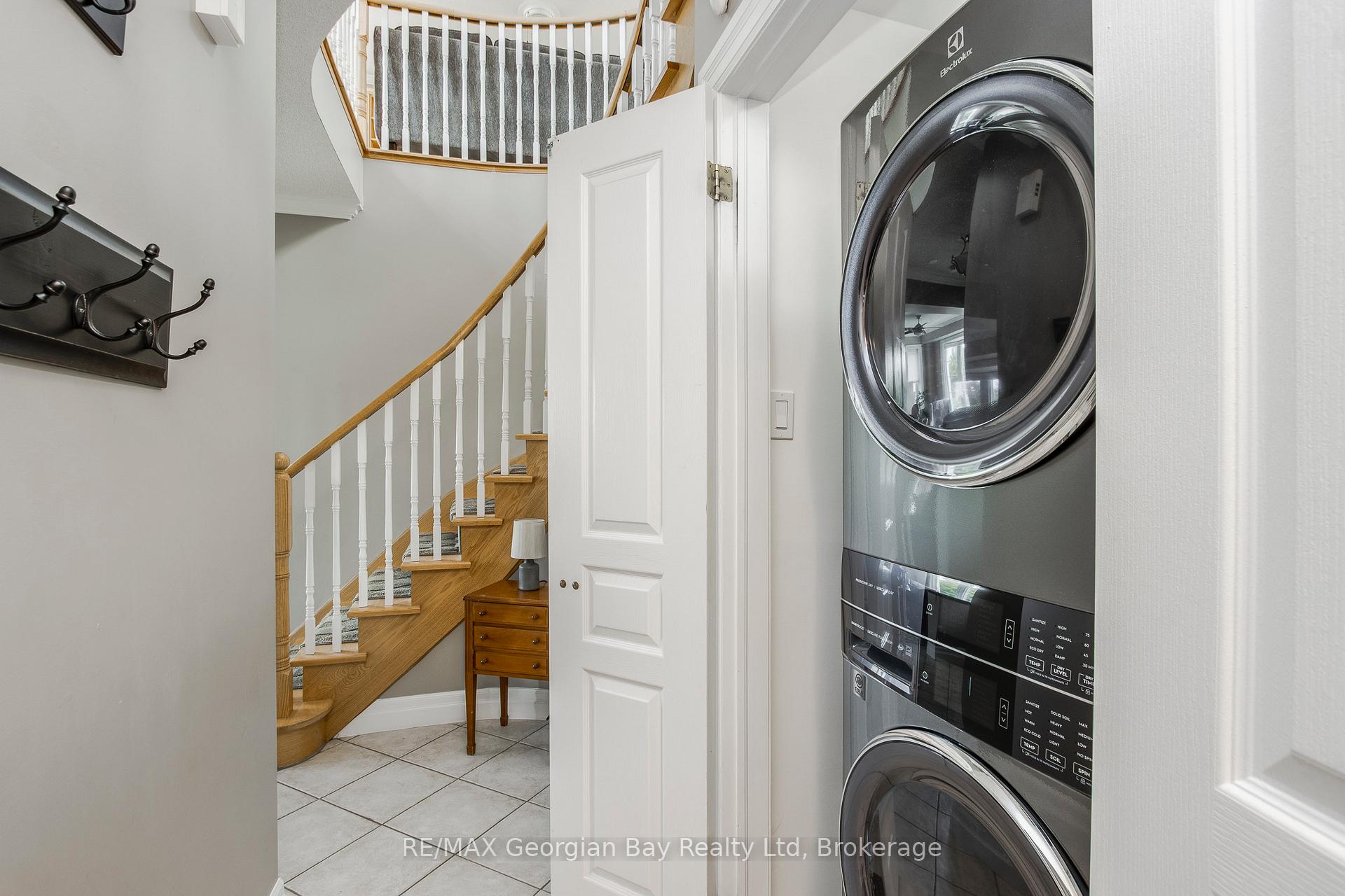 Photo 25 of 422 Aberdeen Boulevard, Midland — HOMEH