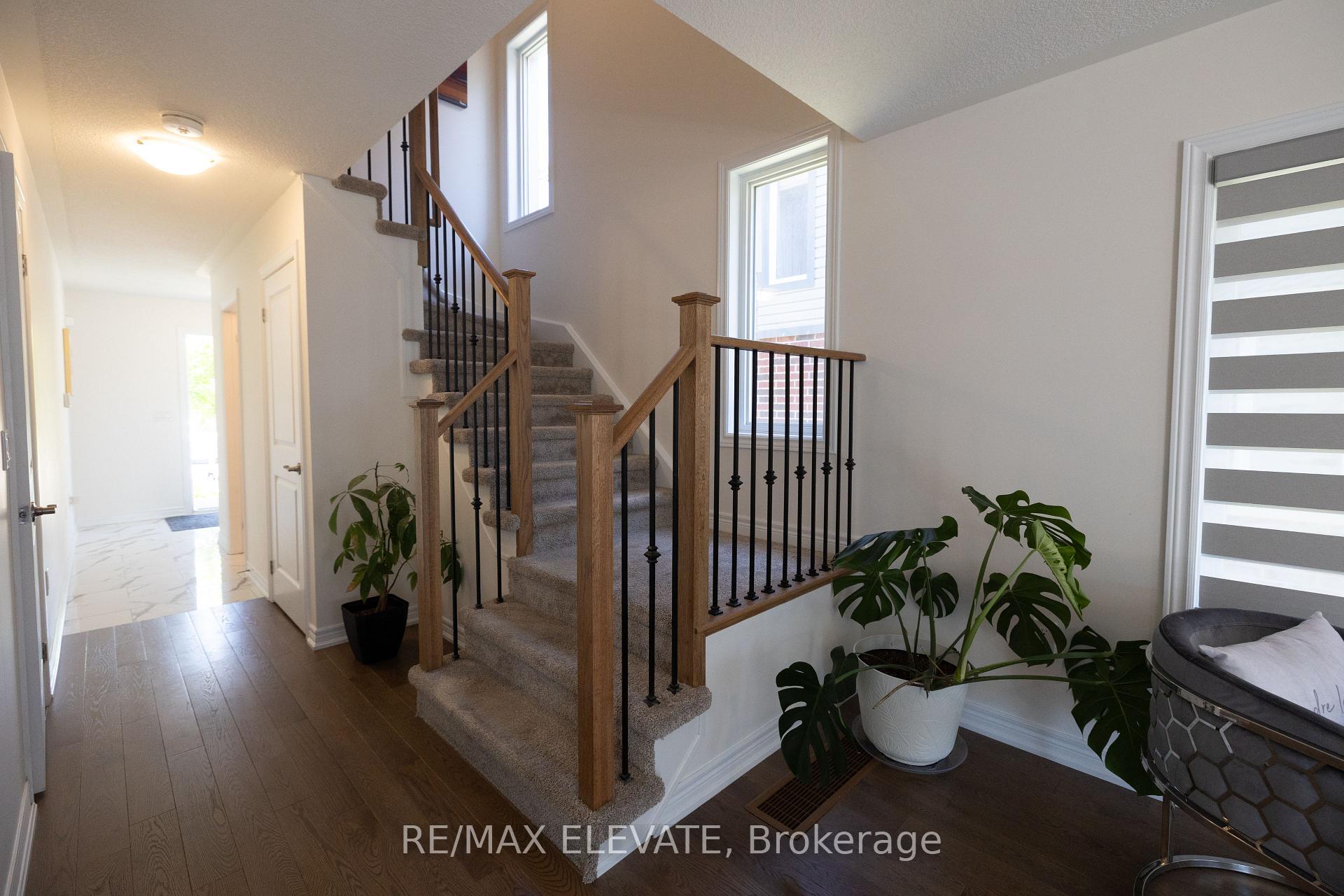 Photo 6 of 84 Cotton Street, Clarington, Bowmanville — HOMEH