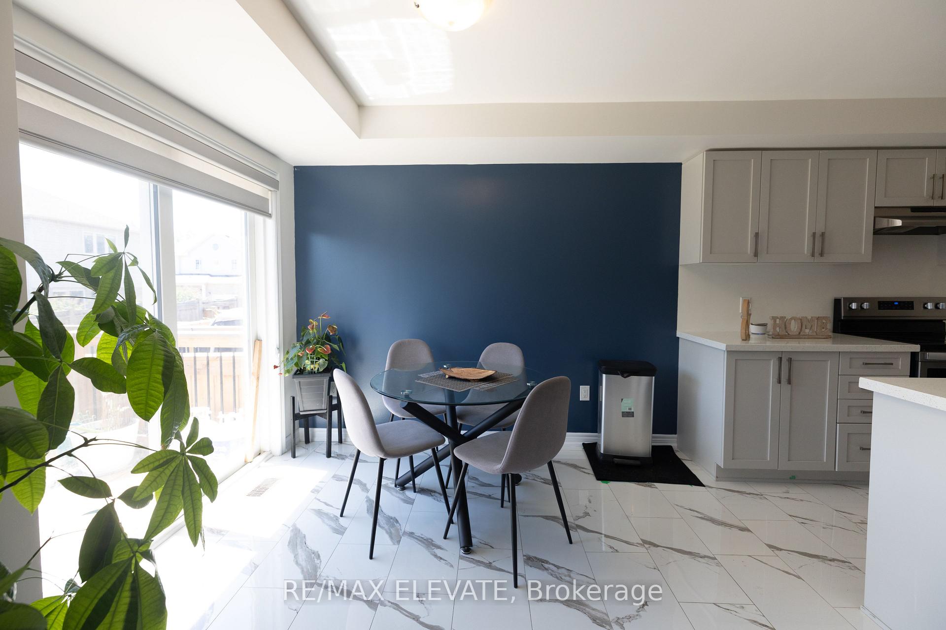 Photo 8 of 84 Cotton Street, Clarington, Bowmanville — HOMEH