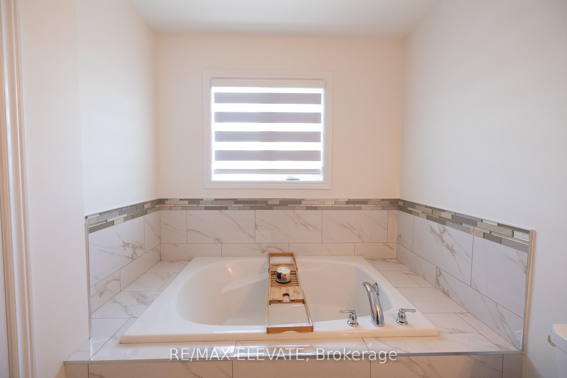 Photo 23 of 84 Cotton Street, Clarington, Bowmanville — HOMEH