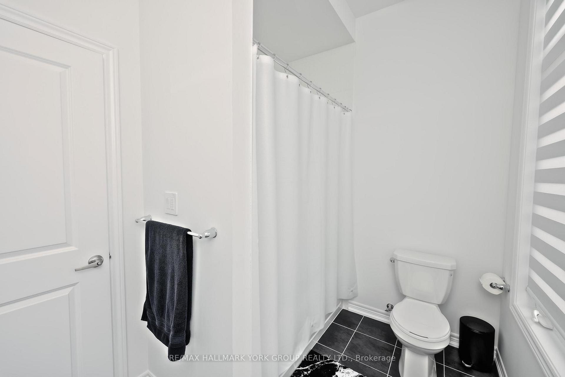 Photo 30 of 145 Fenchurch Manor, Barrie, Painswick South — HOMEH