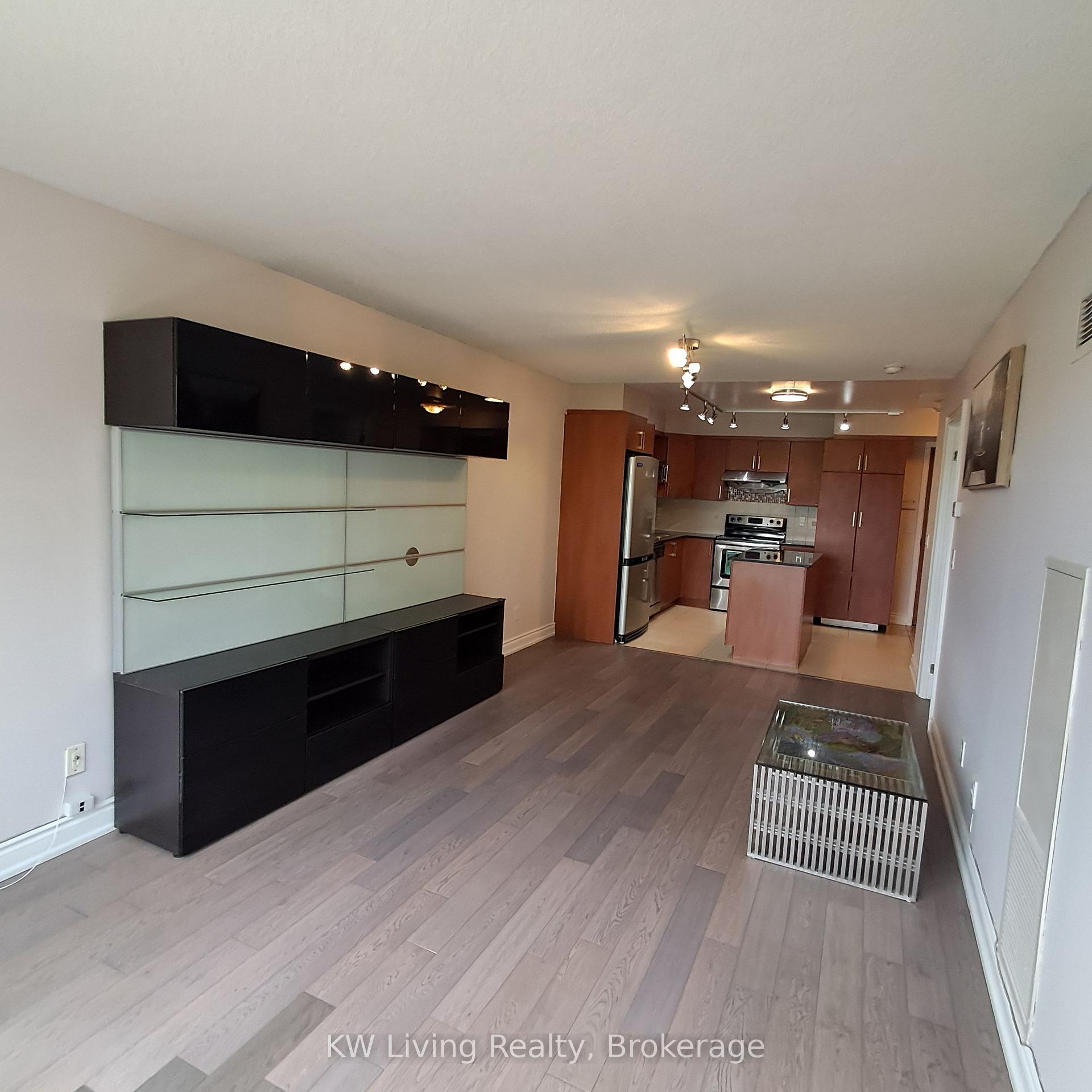 Photo 3 of Unit 309, 39 Galleria Parkway, Markham, Commerce Valley — HOMEH