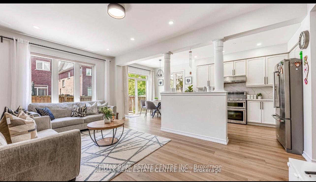 Photo 4 of 590 Grant Way, Milton, Scott — HOMEH
