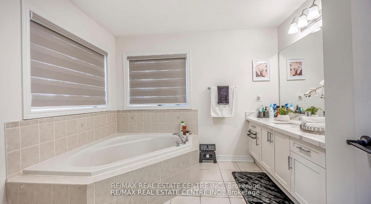 Photo 7 of 590 Grant Way, Milton, Scott — HOMEH