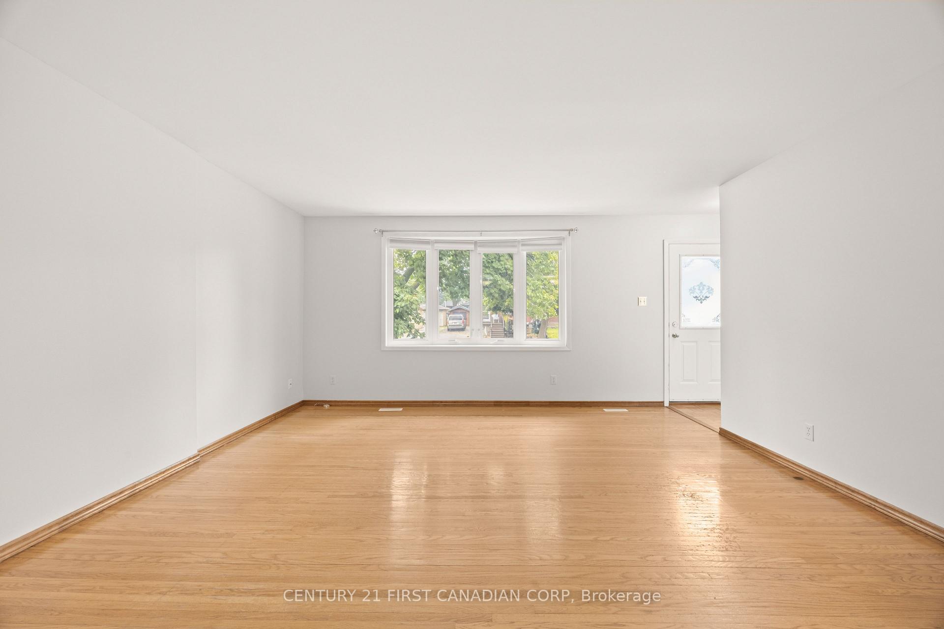 Photo 12 of 25 Noel Avenue, London, East I — HOMEH